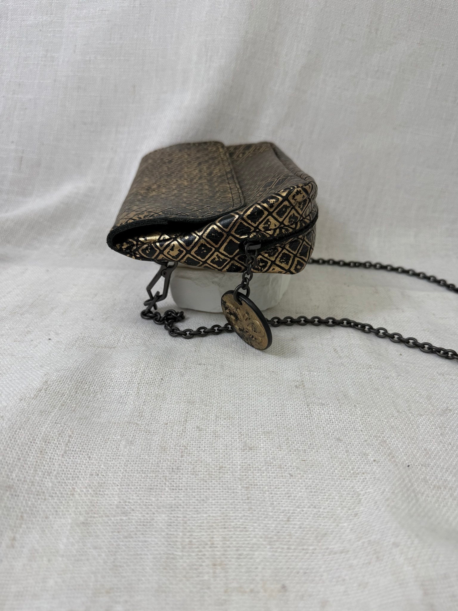 Bottega Veneta Black And Gold Leather Chain Shoulder Bag