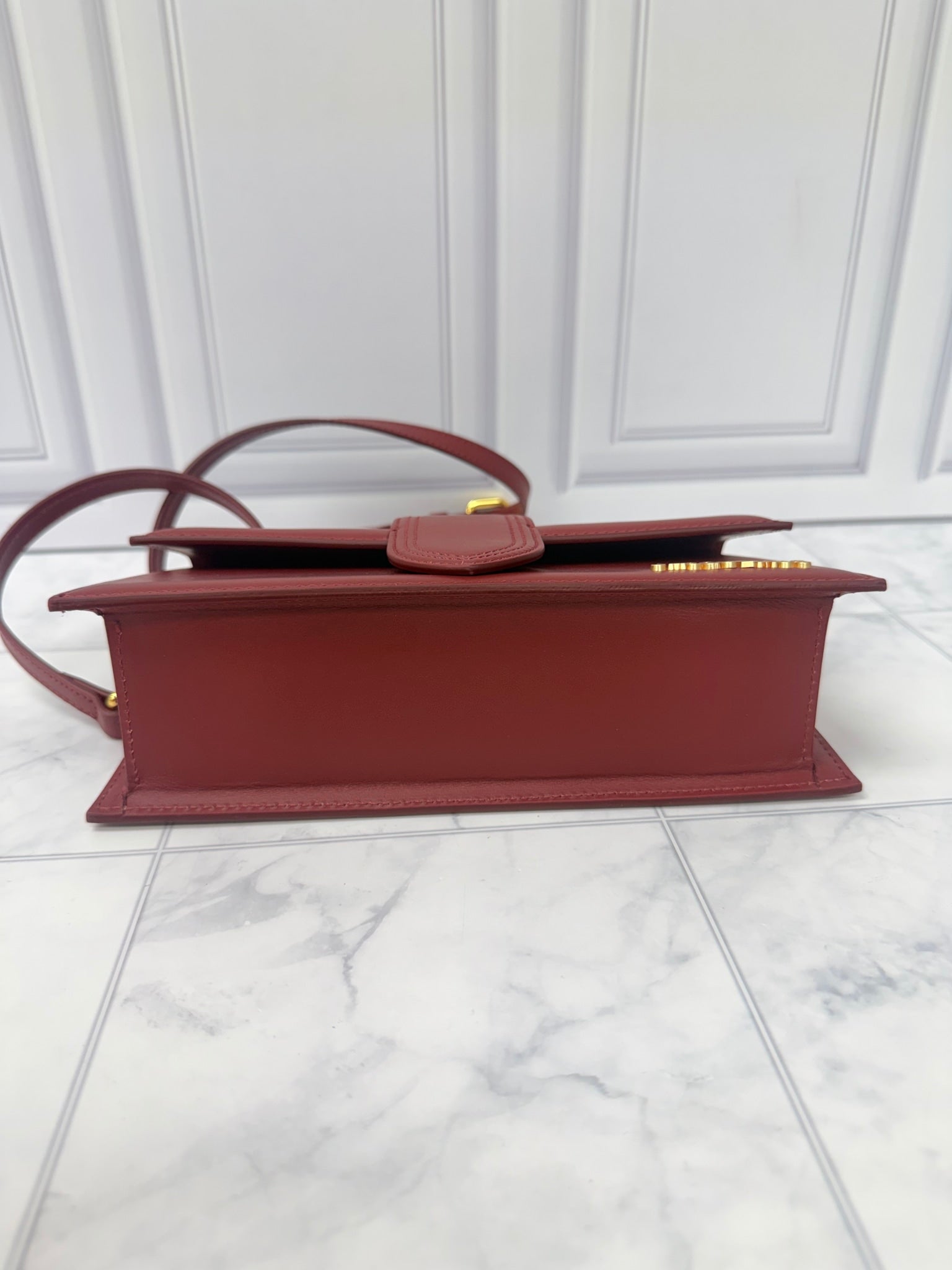 BRAND NEW - Jacquemus Burgundy Leather Le Grand Bambino 2Way Handbag