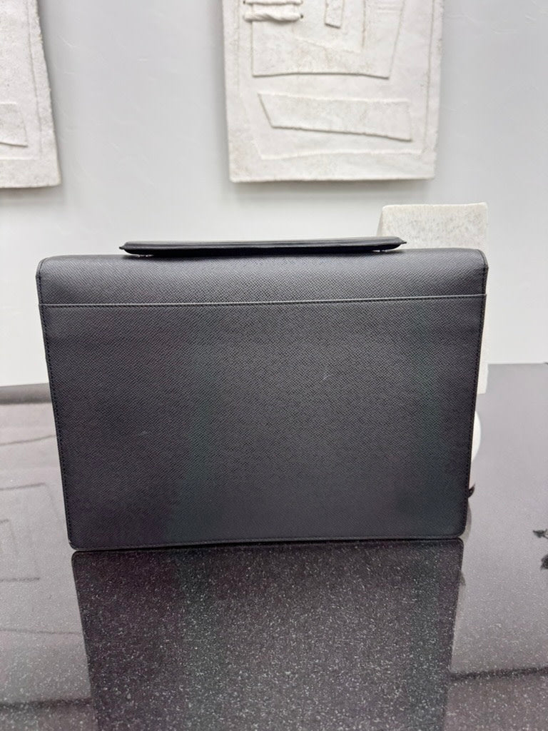 LIKE NEW - Louis Vuitton Black Taiga Leather Porte-Document Angara Briefcase Bag