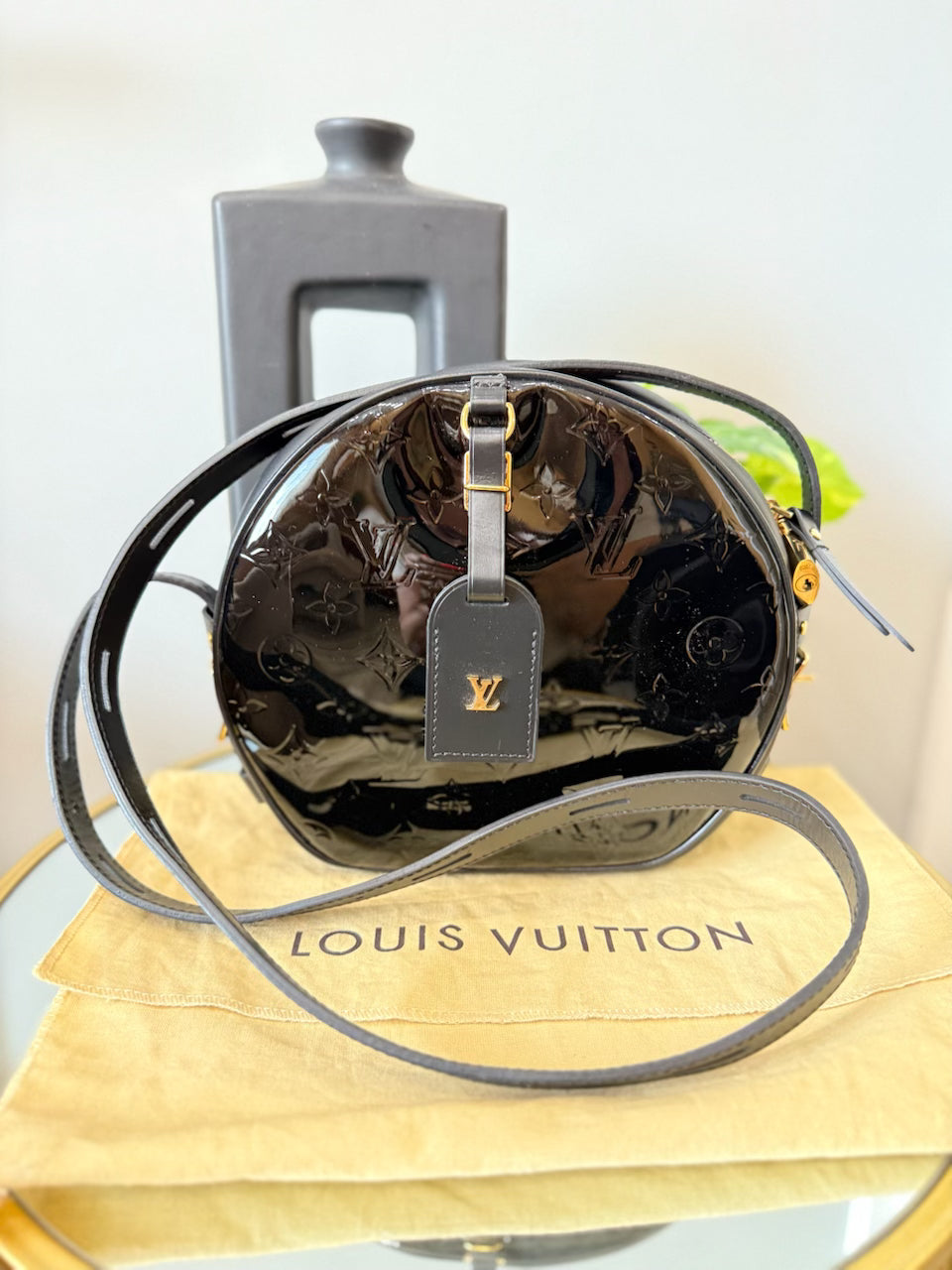 Louis Vuitton Black Vernis Boite Chapeau Souple MM