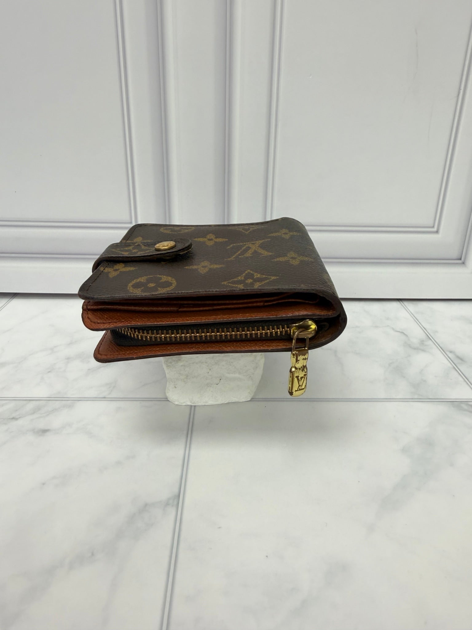 Louis Vuitton Monogram Zippy Compact Wallet