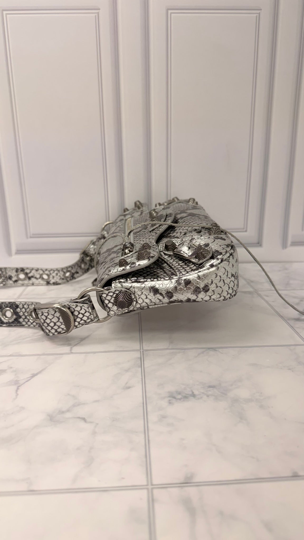 Balenciaga Silver Snakeskin Embossed Leather Le Cagole Shoulder Bag