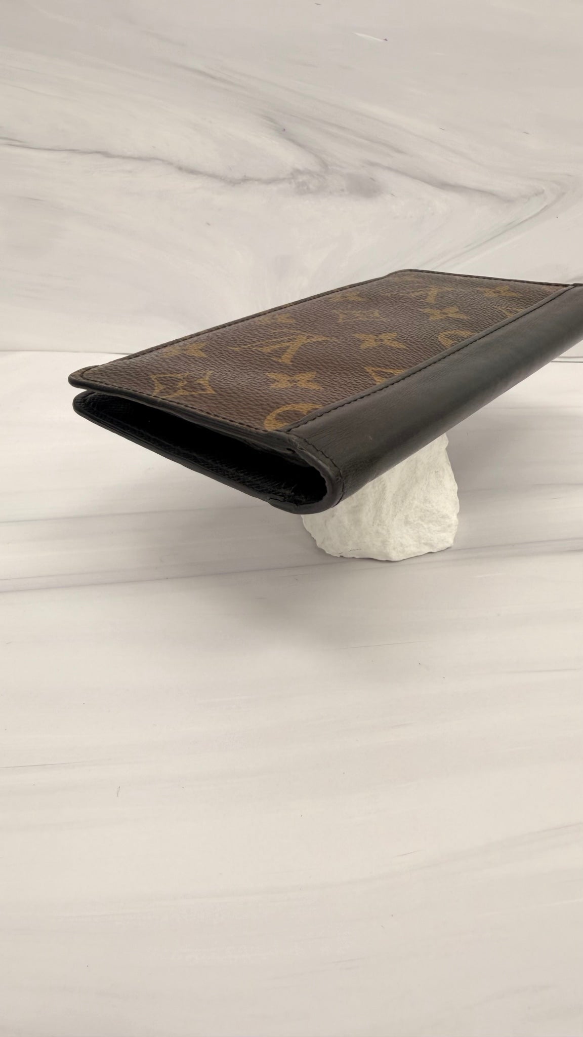 Louis Vuitton Monogram Macassar Brazza Wallet