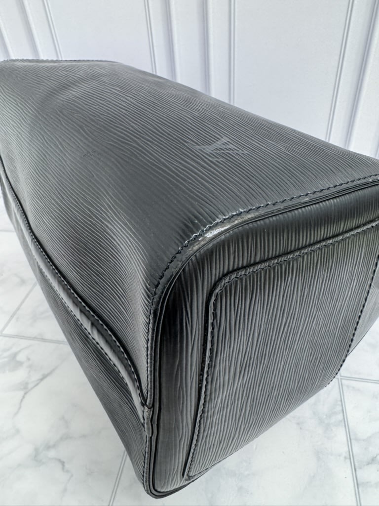 Louis Vuitton Black Epi Speedy 30