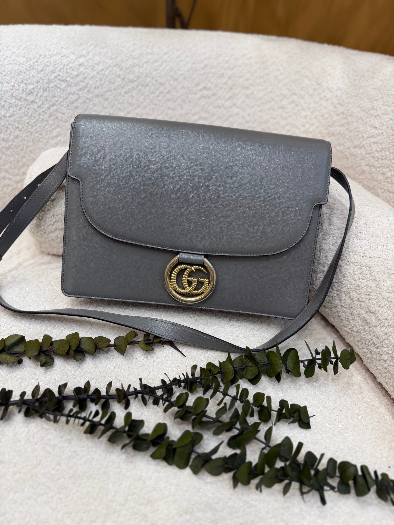Gucci Gray Leather Medium GG Ring Shoulder Bag