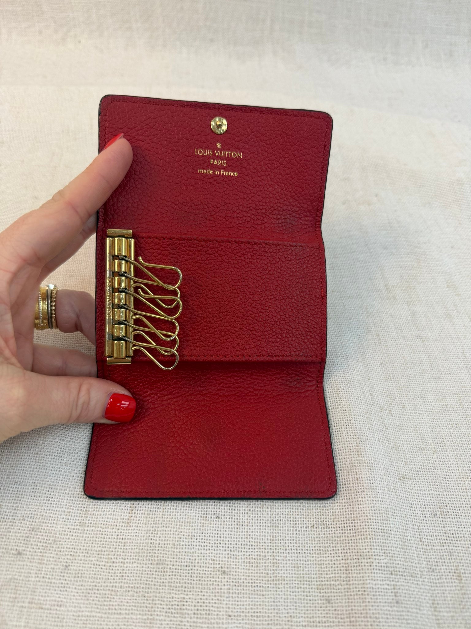 Louis Vuitton Red Empreinte Leather 6 Ring Key Holder