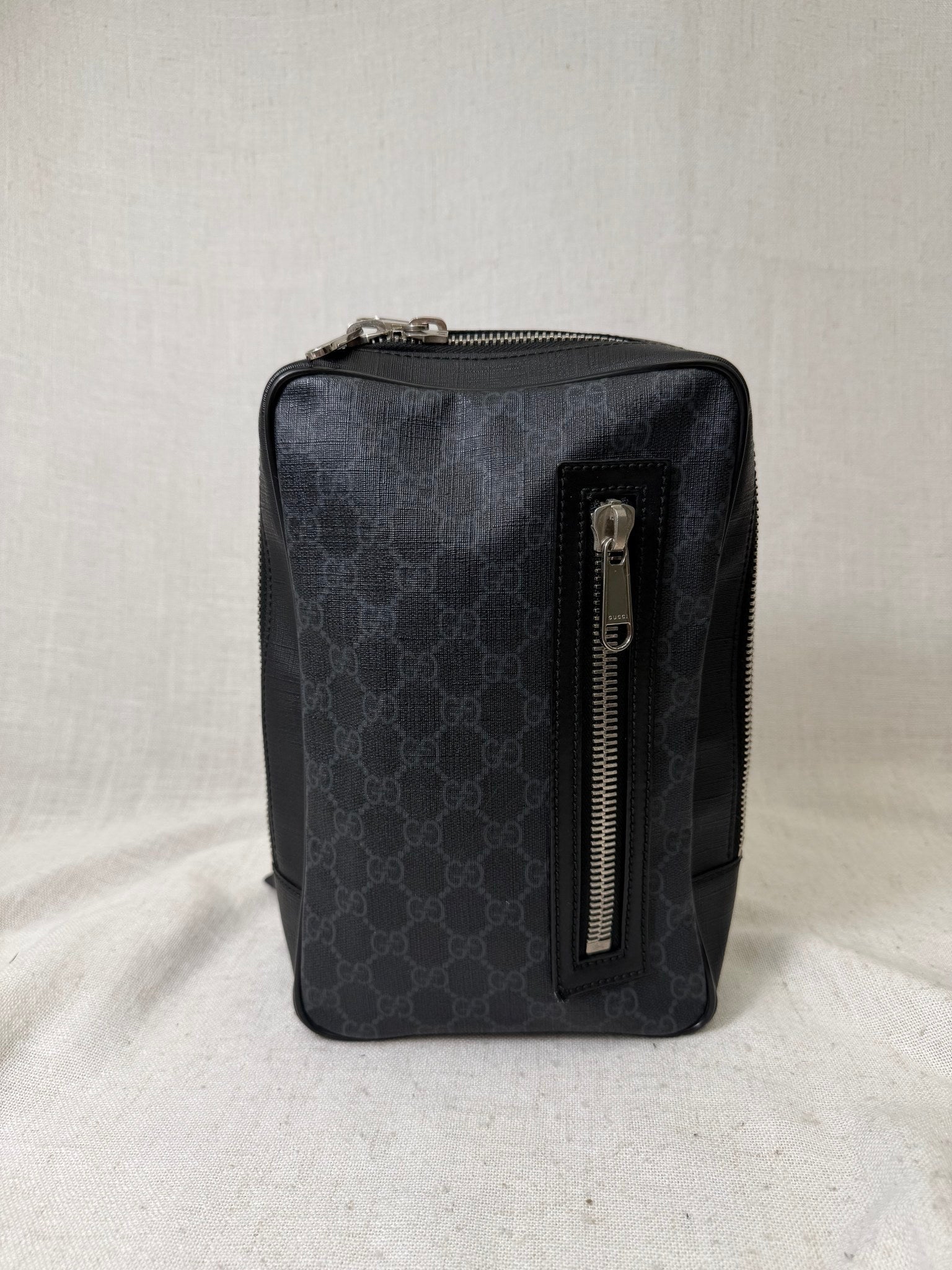 Gucci Black GG Supreme Coated Canvas Crossbody Belt Bag