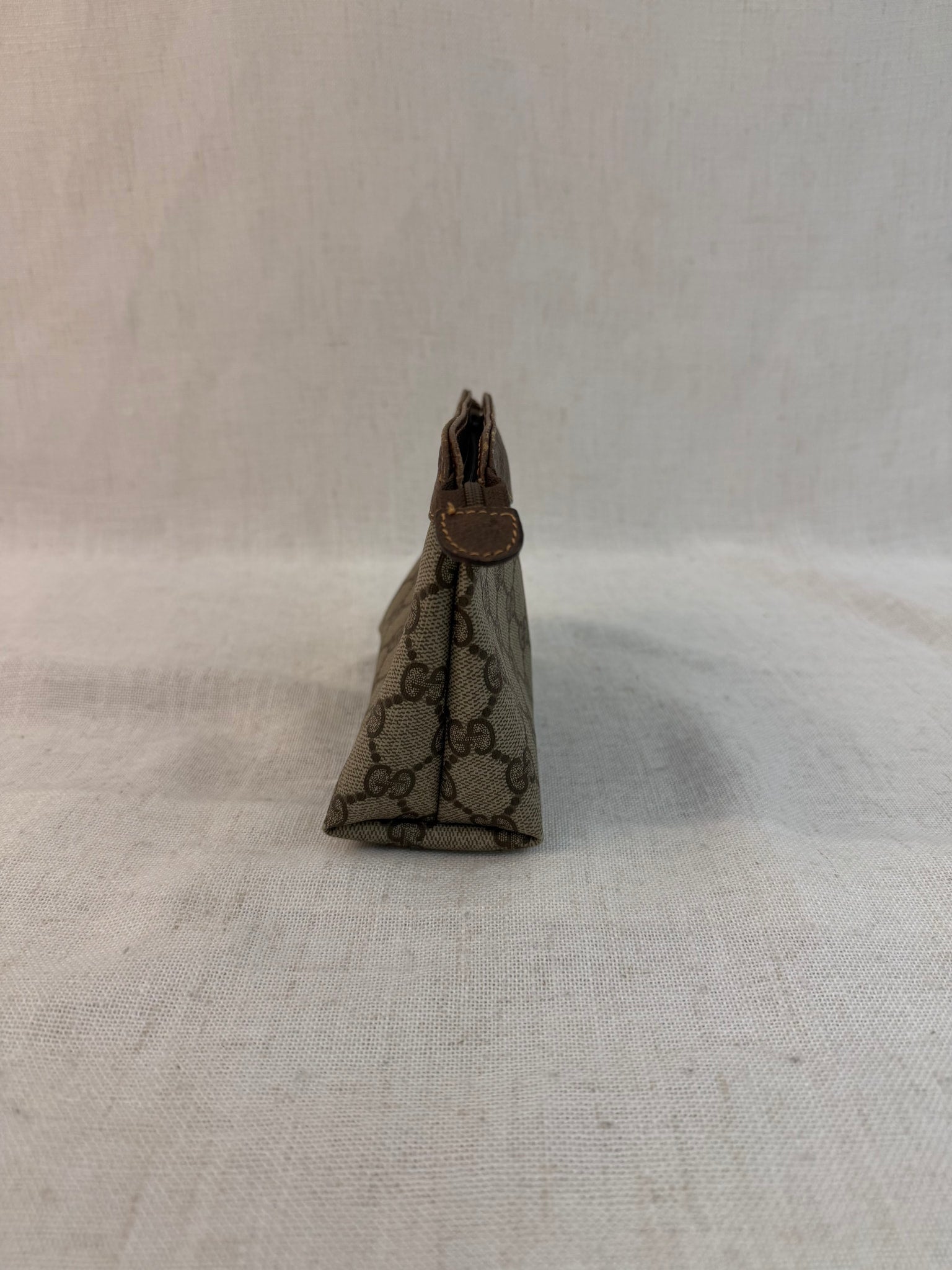 Gucci Brown Coated Canvas GG Supreme Print Cosmetic Pouch