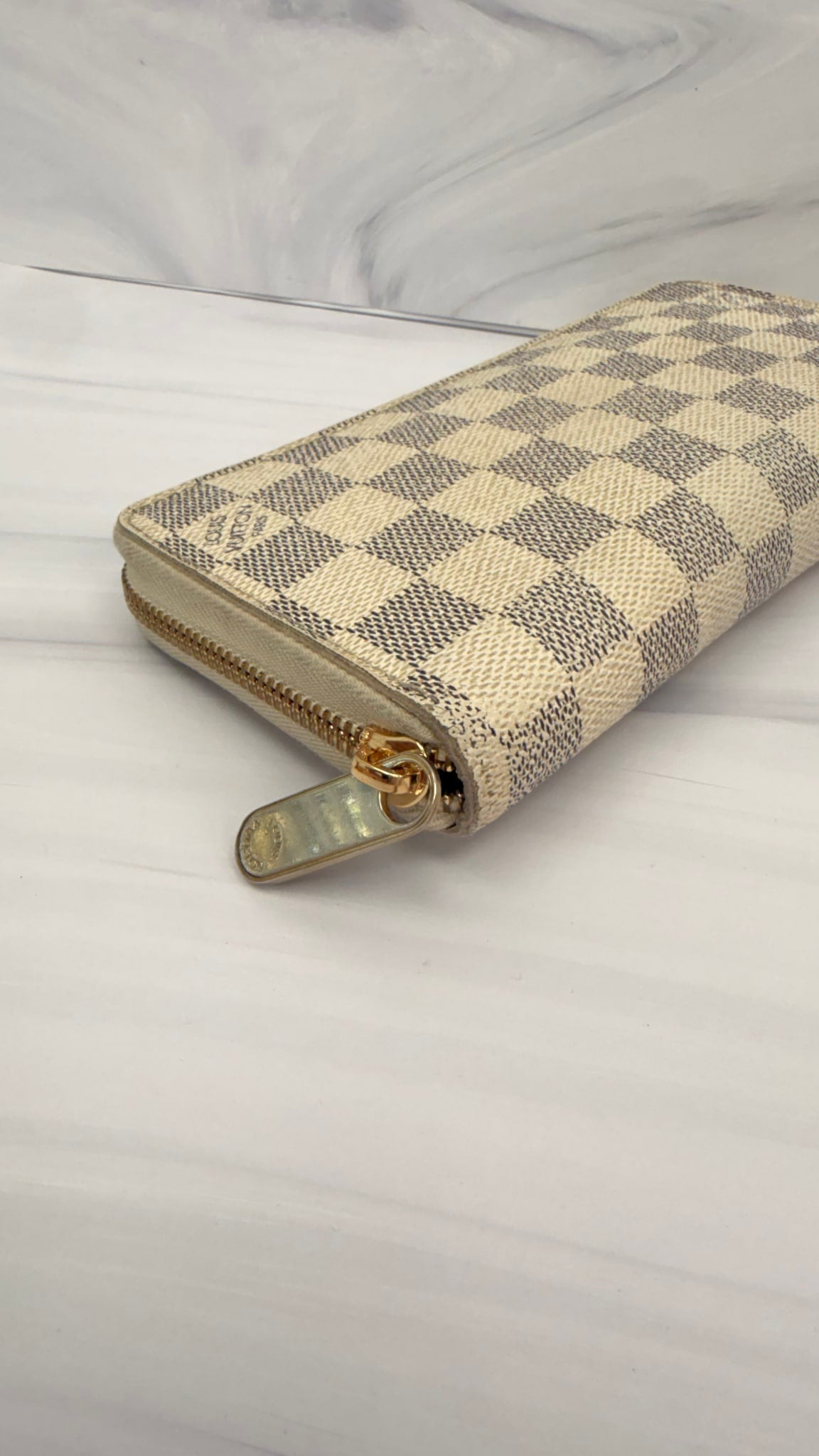 Louis Vuitton Damier Azur Zippy Wallet