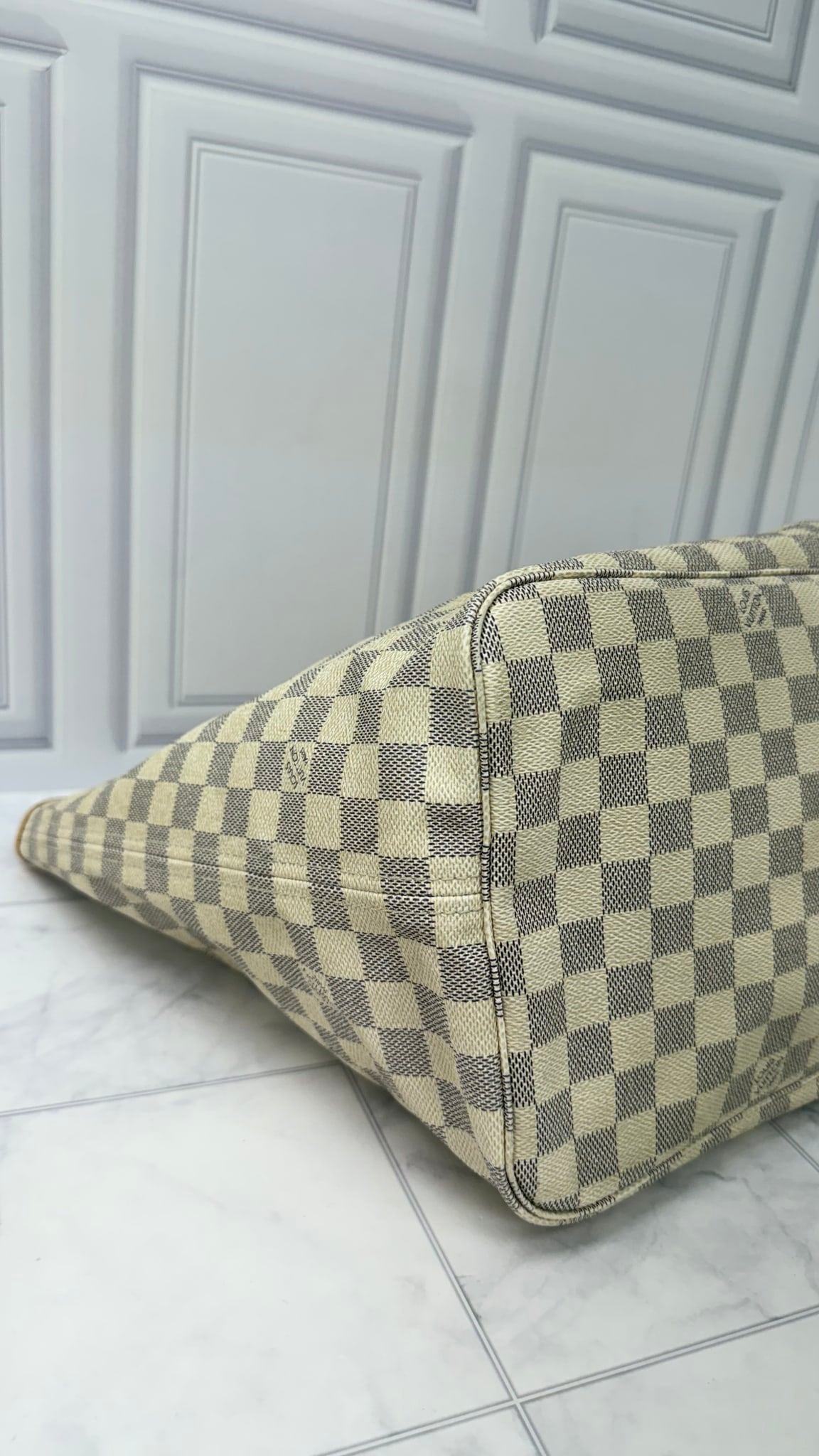 Louis Vuitton Damier Azur Neverfull GM Tote Bag