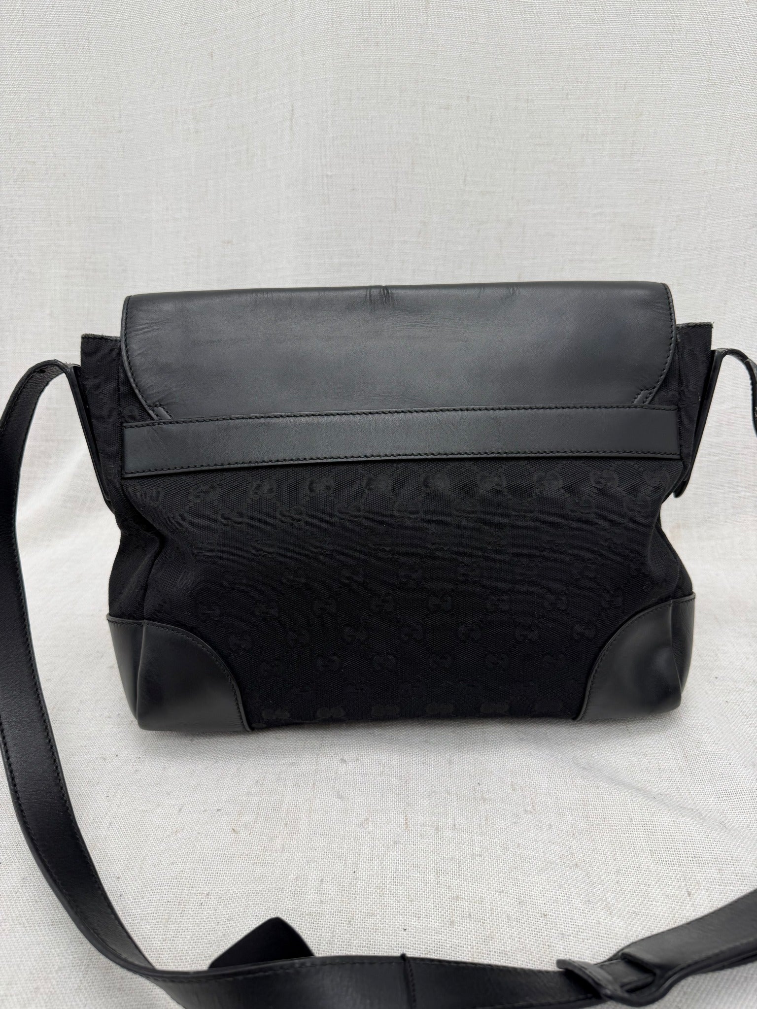 Gucci Black Canvas And Leather Web Messenger Bag