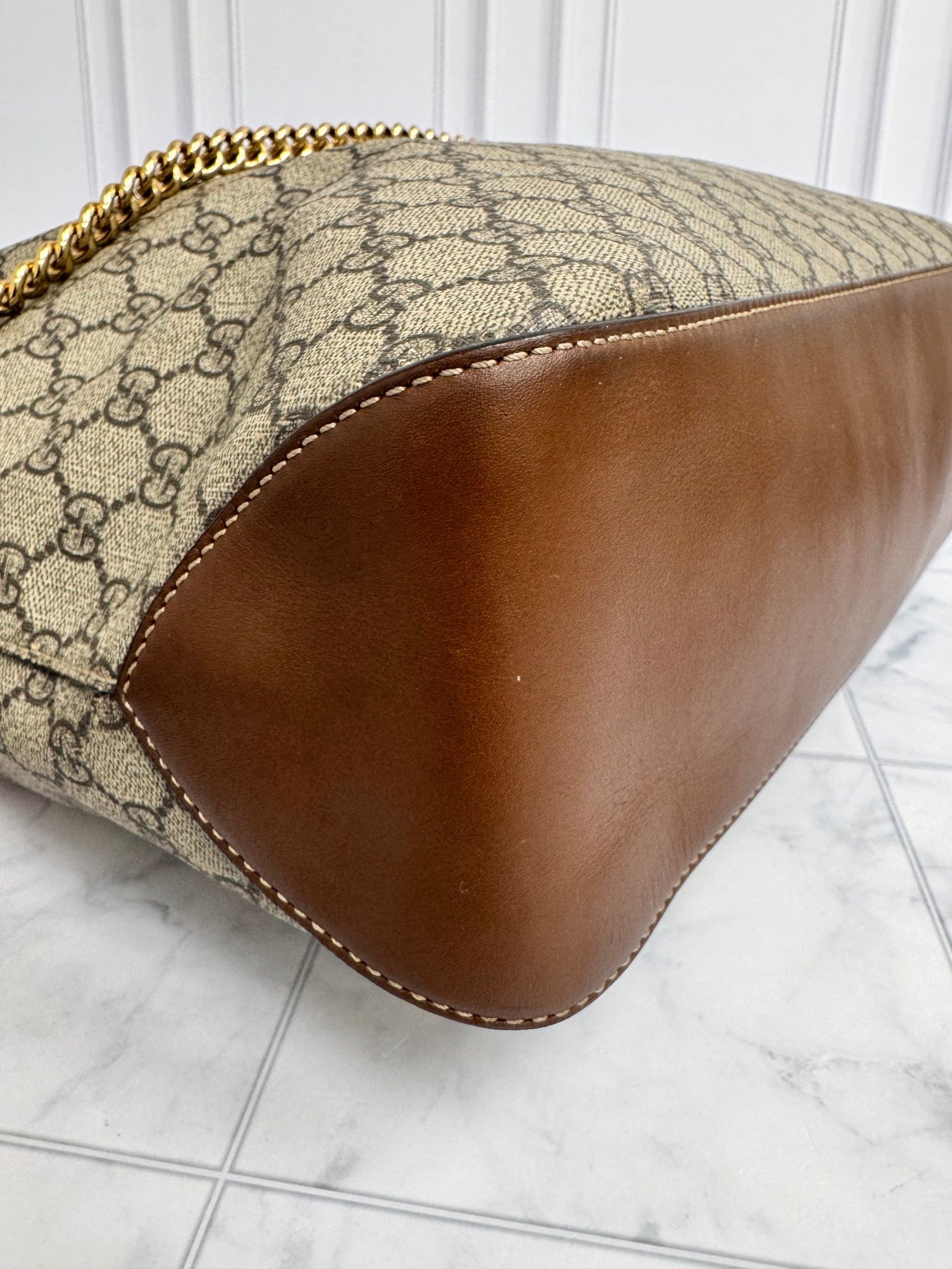 Gucci GG Supreme Coated Canvas Linea A Chain Hobo Shoulder Bag