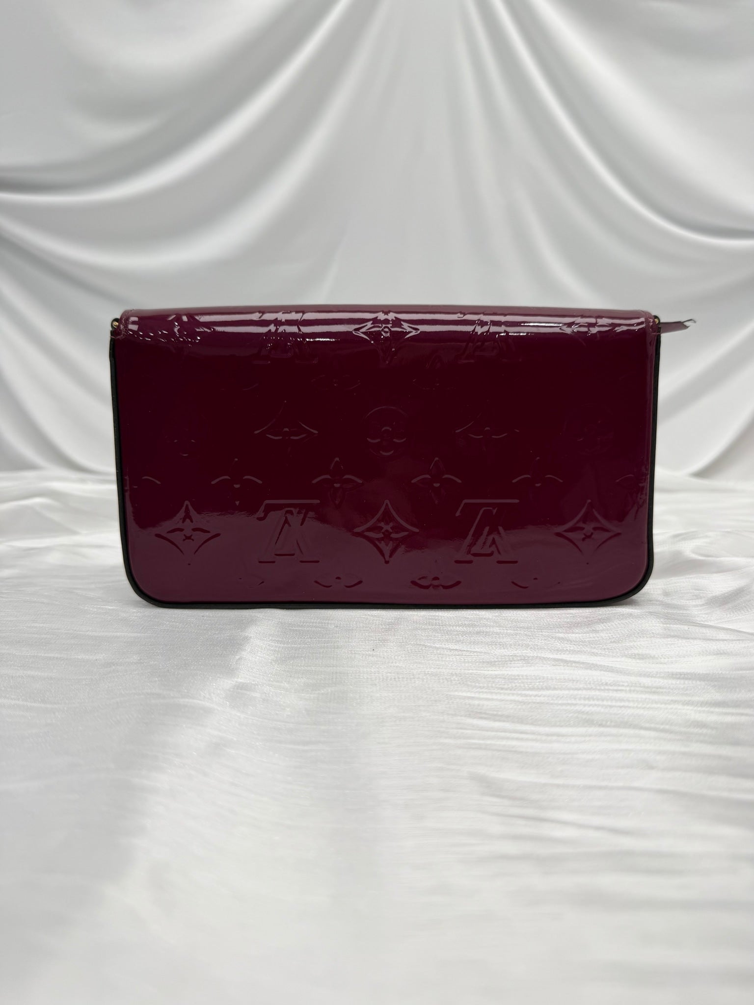 Louis Vuitton Raspberry Vernis Felicie Pochette Crossbody