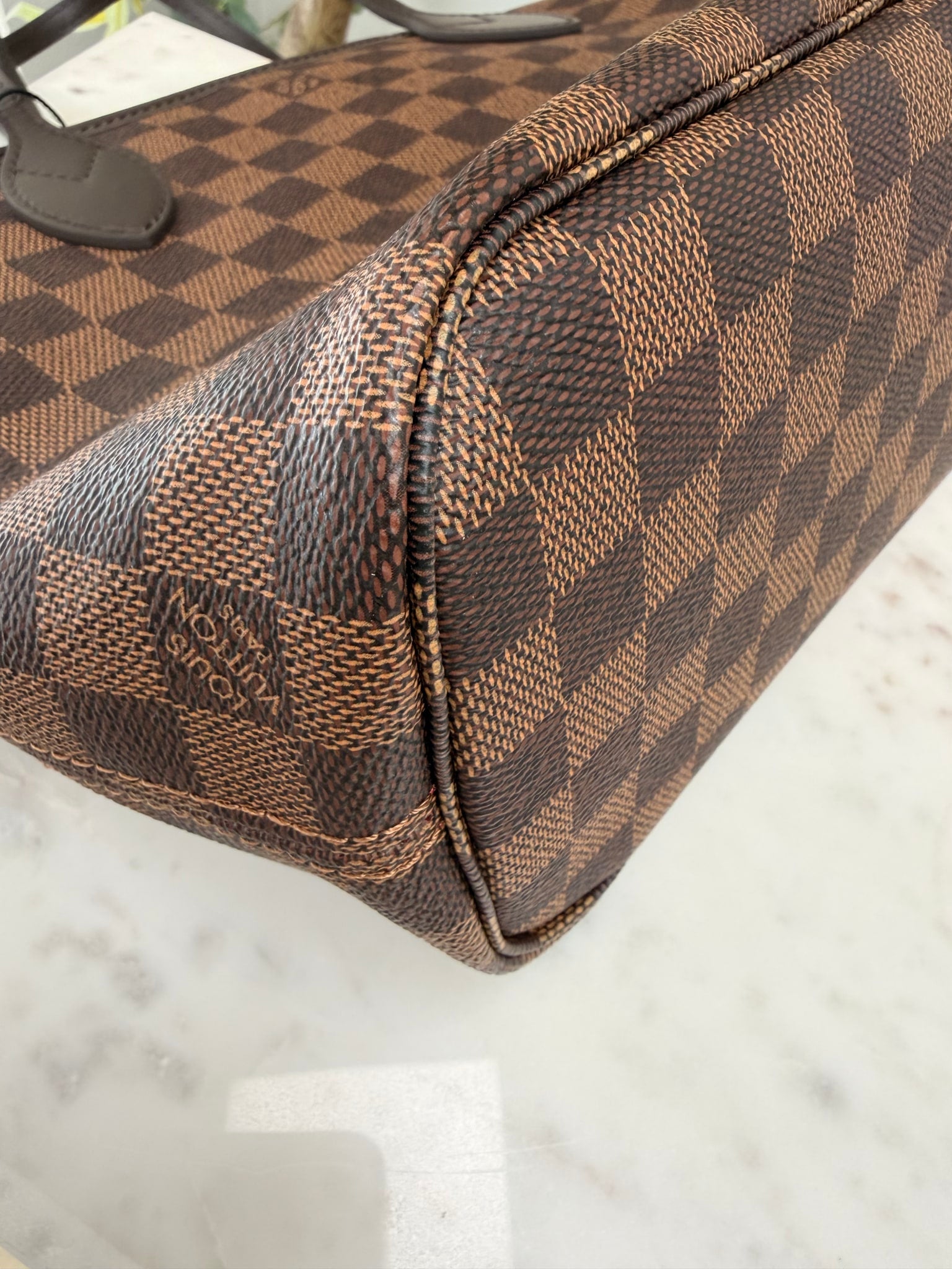 BRAND NEW Louis Vuitton Damier Ebene Neverfull PM