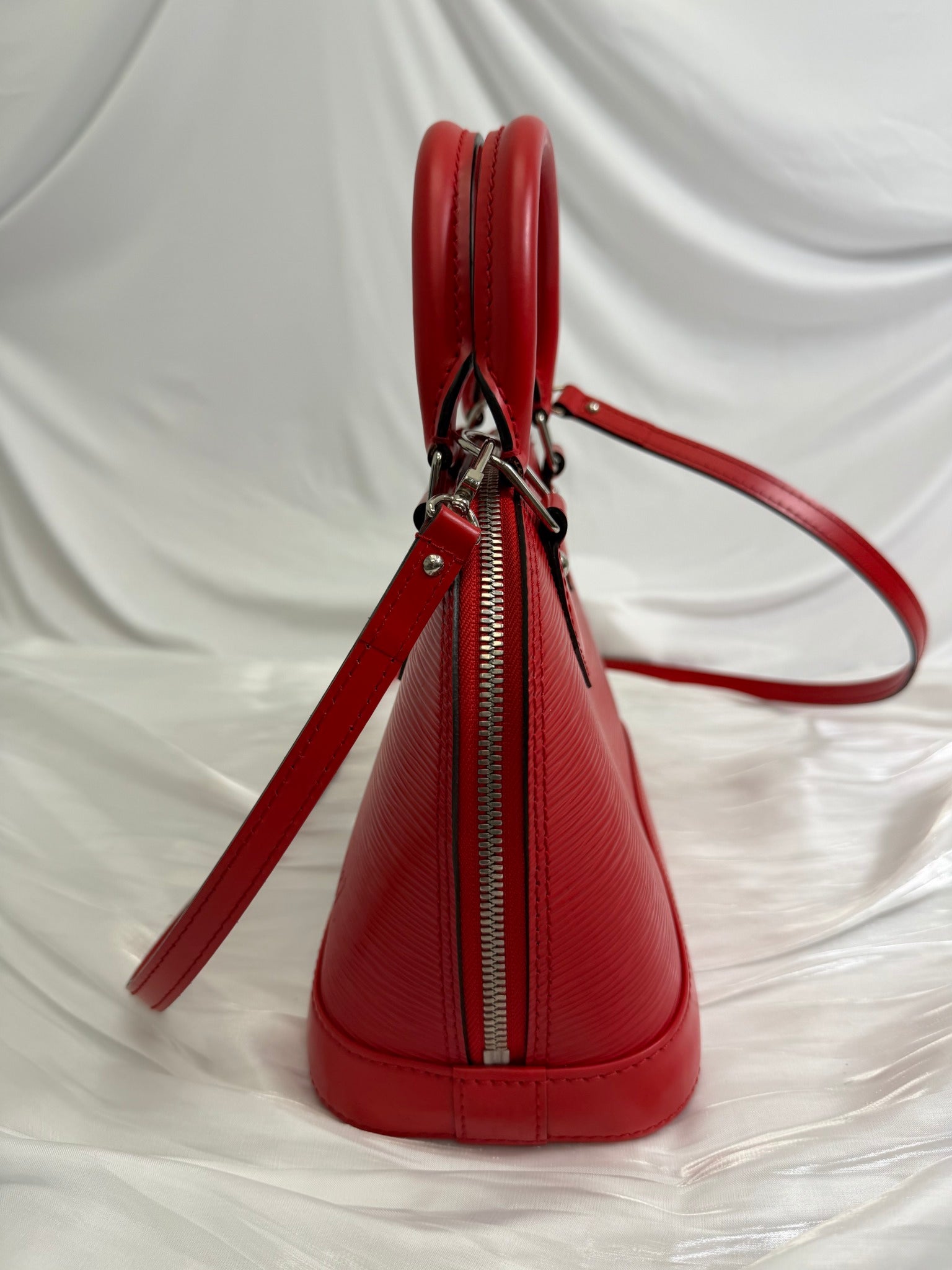 Louis Vuitton Red Epi Alma BB