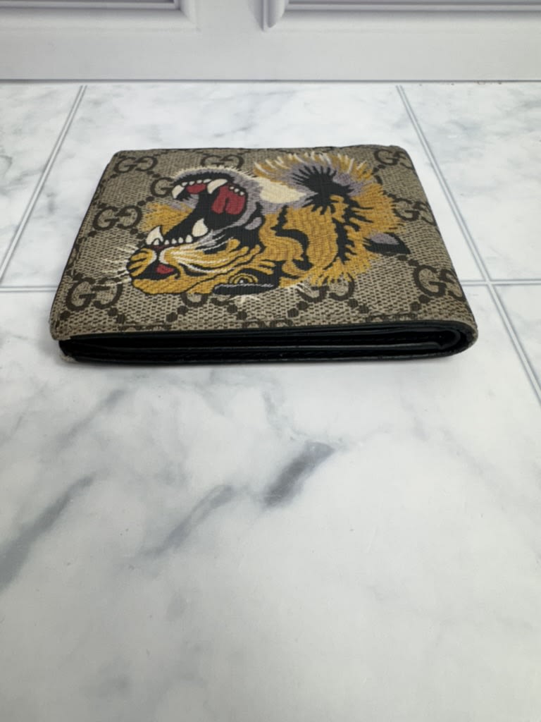Gucci GG Supreme Tiger Print Compact Wallet