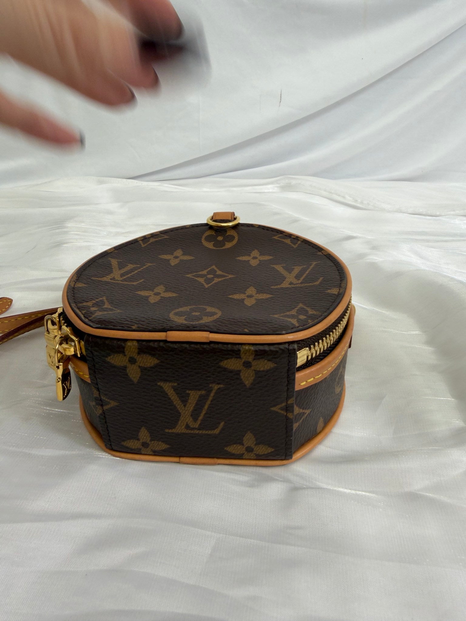 Louis Vuitton Monogram Mini Boite Chapeau Bag