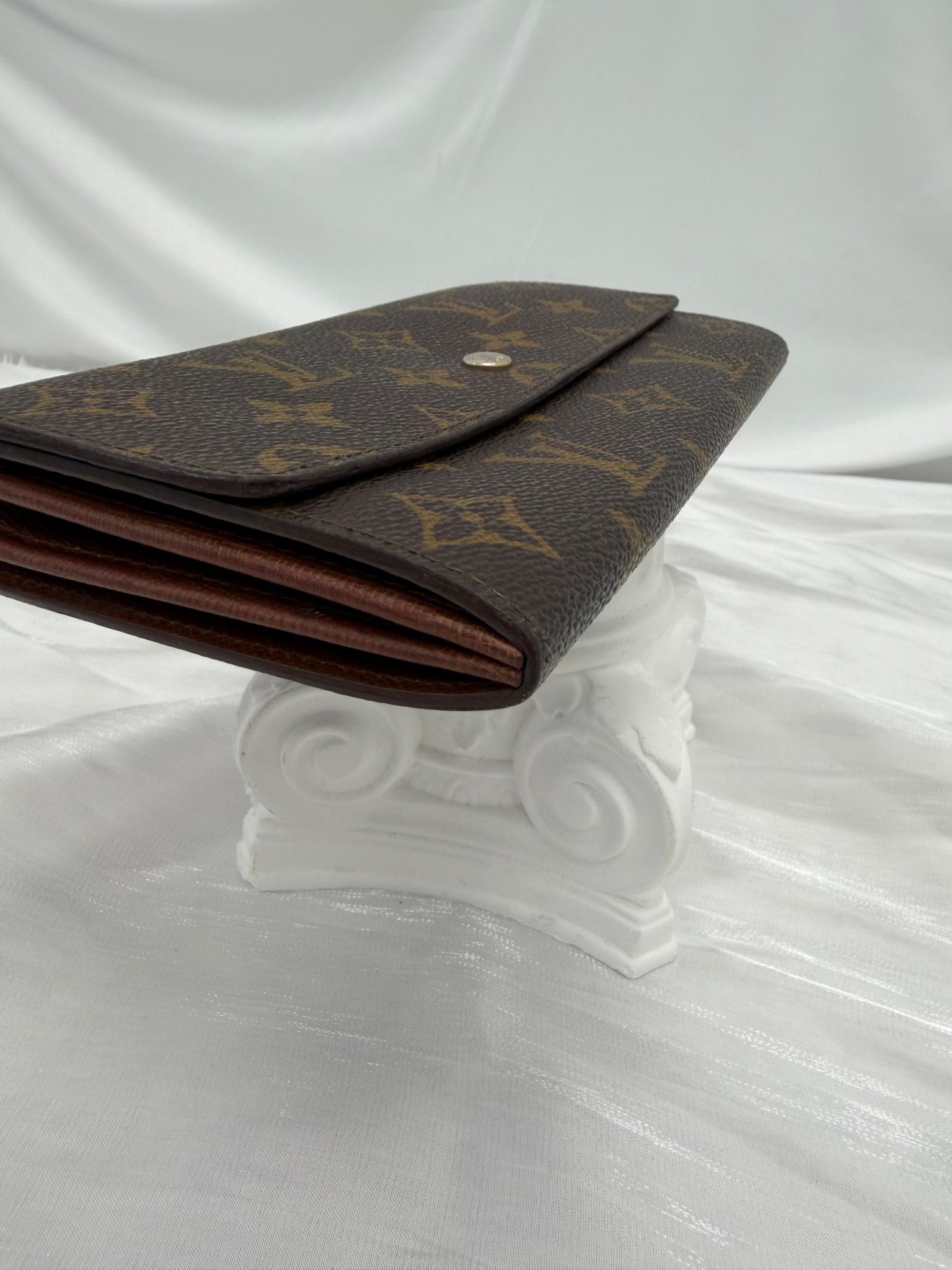 Louis Vuitton Monogram Vintage Sarah Wallet