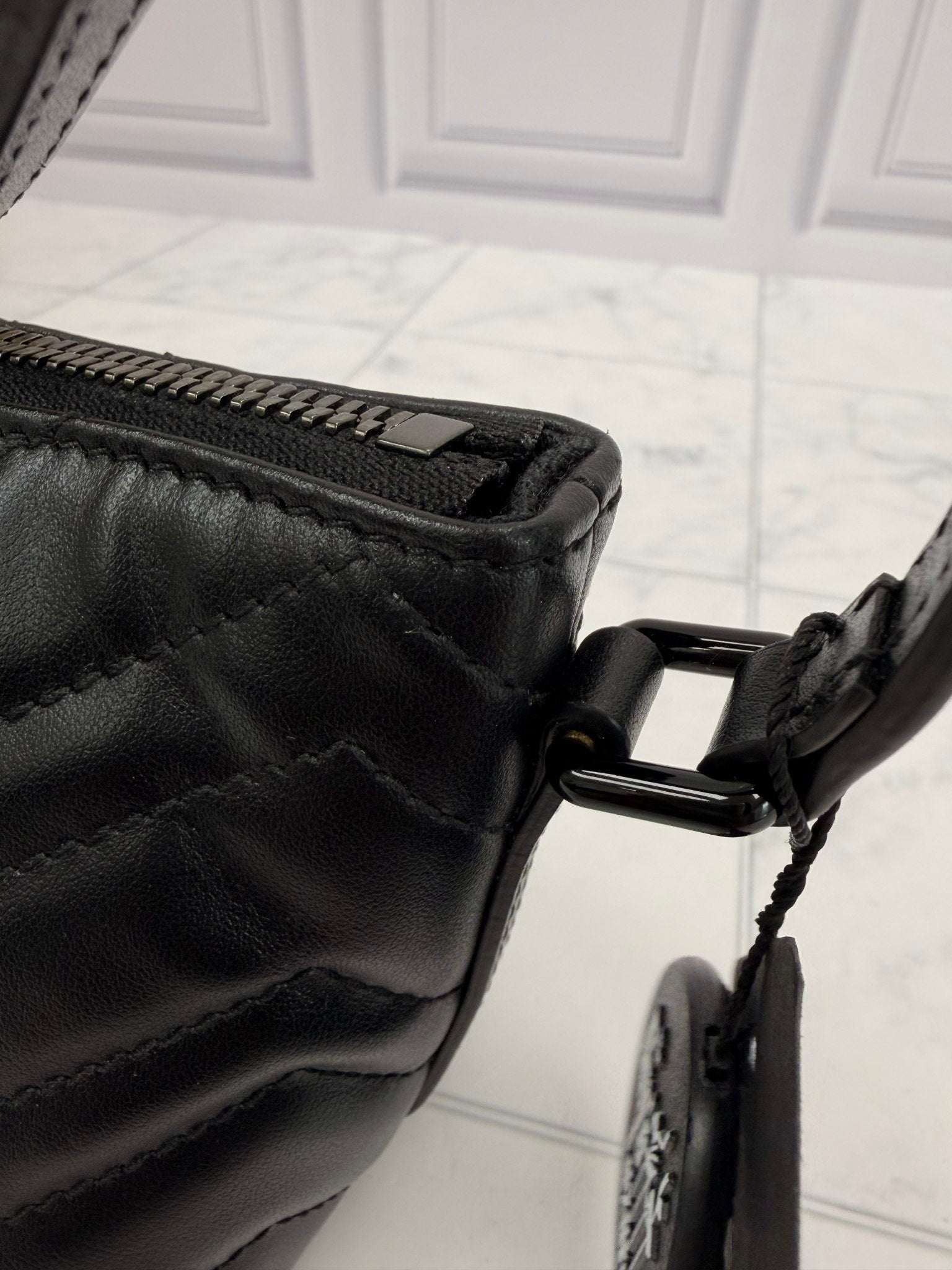 Gucci Black Quilted Leather Chevron Shoulder Bag
