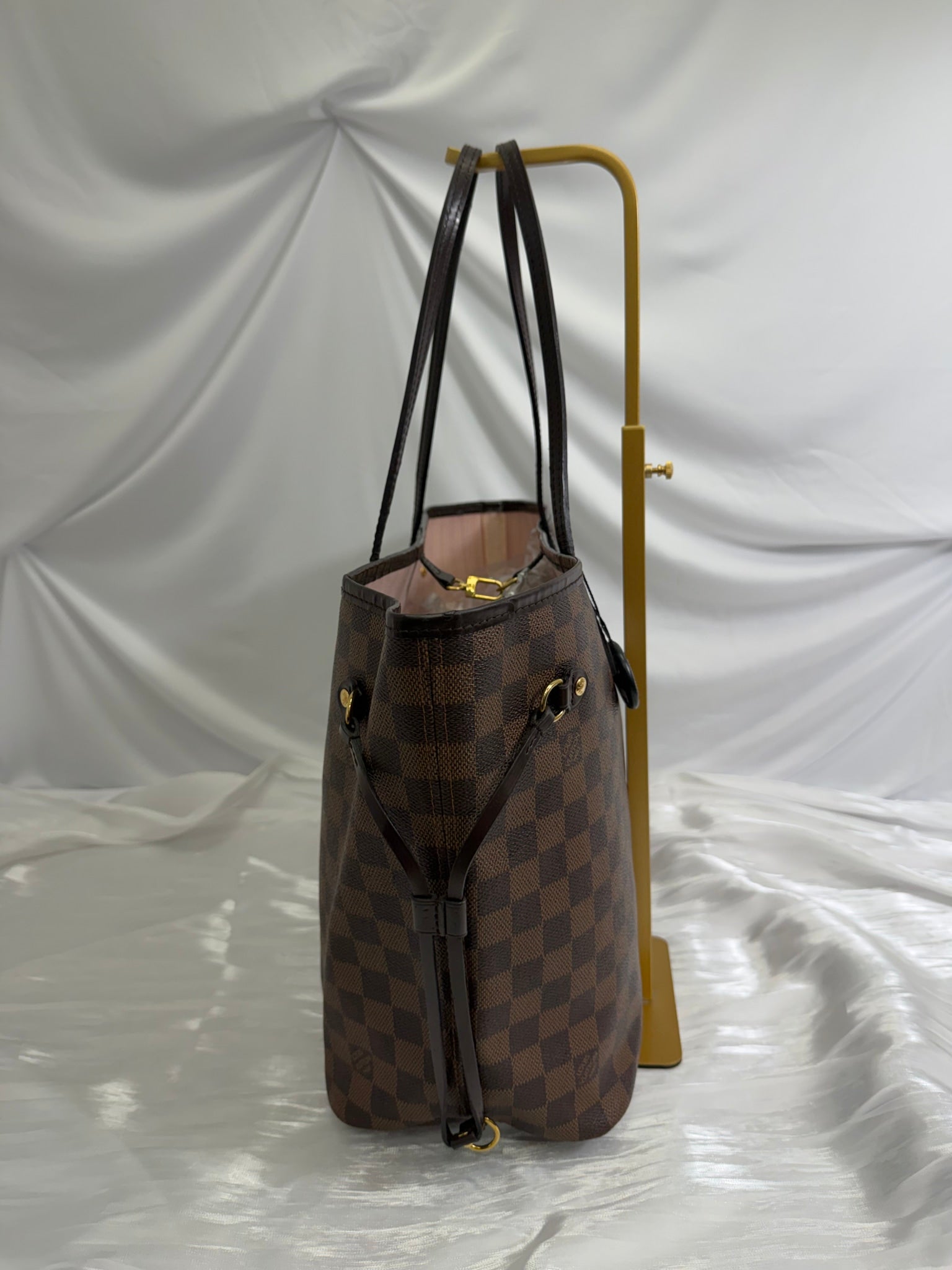 Louis Vuitton Damier Ebene Neverfull MM Ballerine Interior