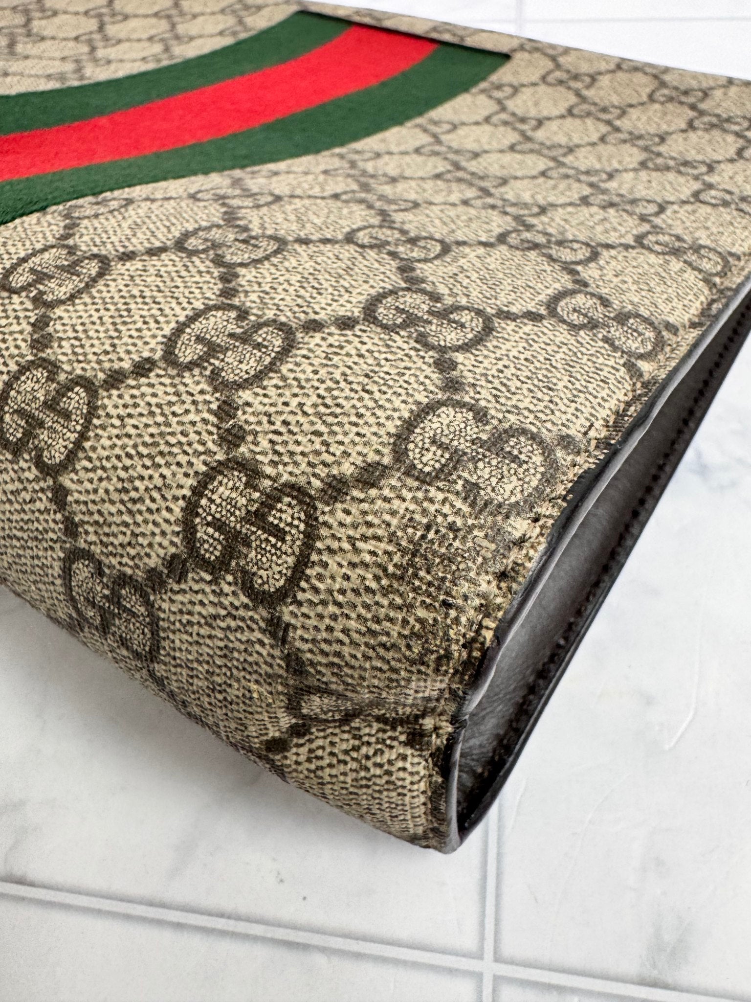Gucci GG Supreme Canvas Ophidia Zip Clutch Bag