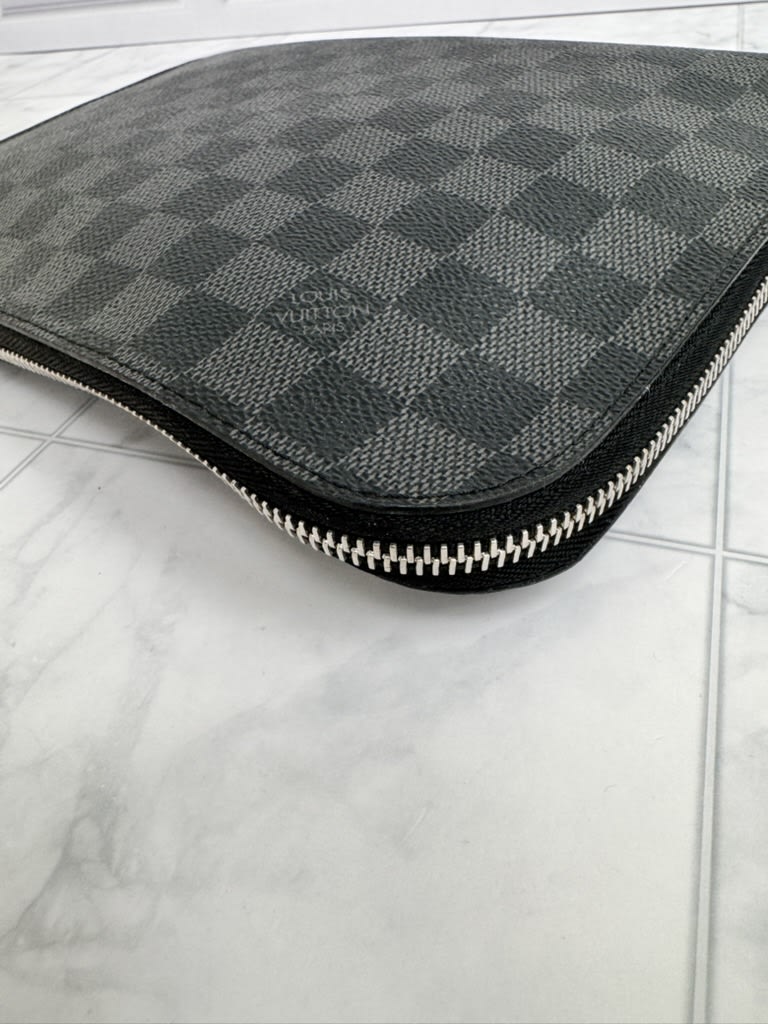 Louis Vuitton Damier Graphite Pochette Jour MM