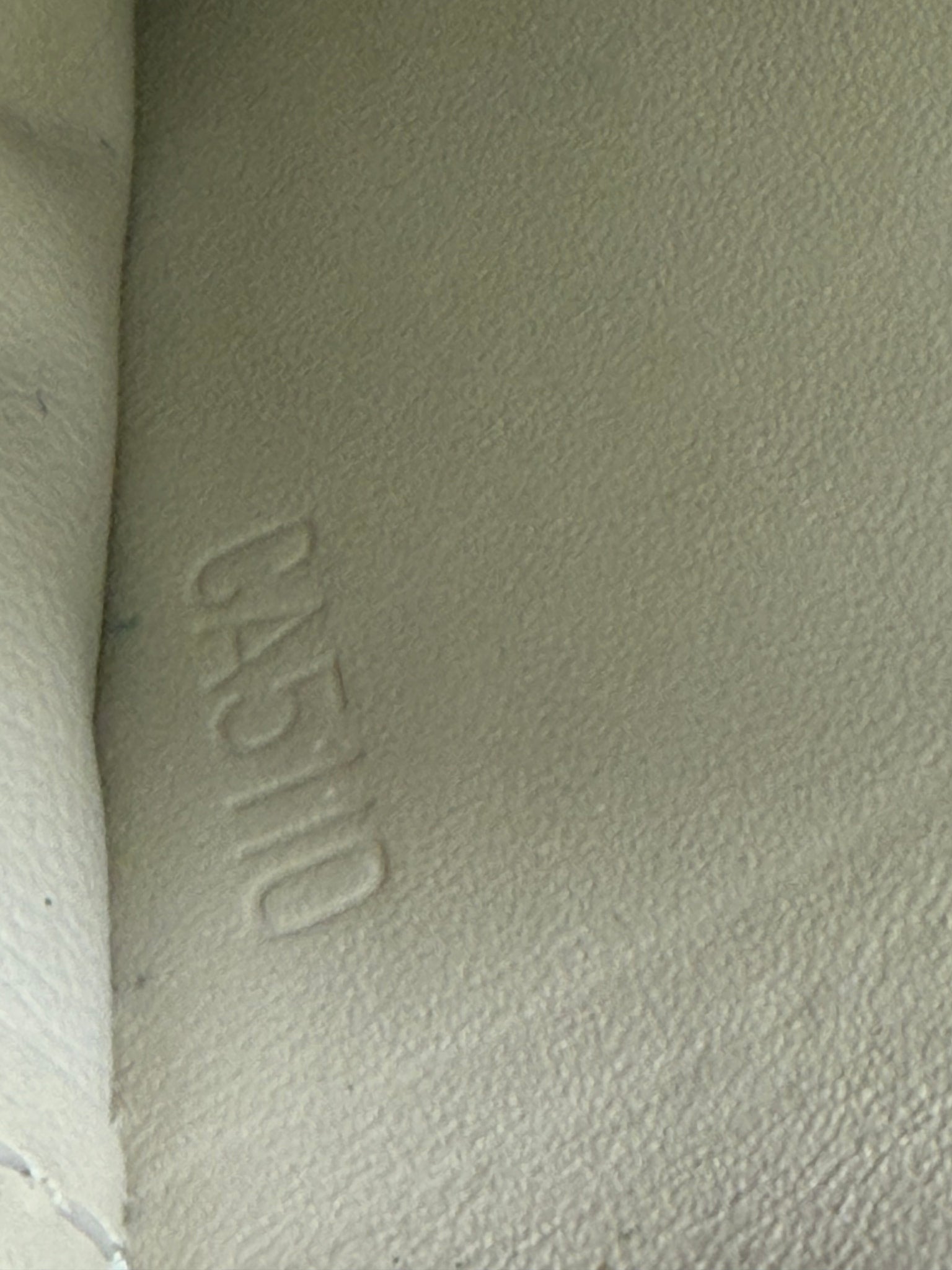 Louis Vuitton Vernis Limited Edition Blanc Corail Zippy Long Wallet