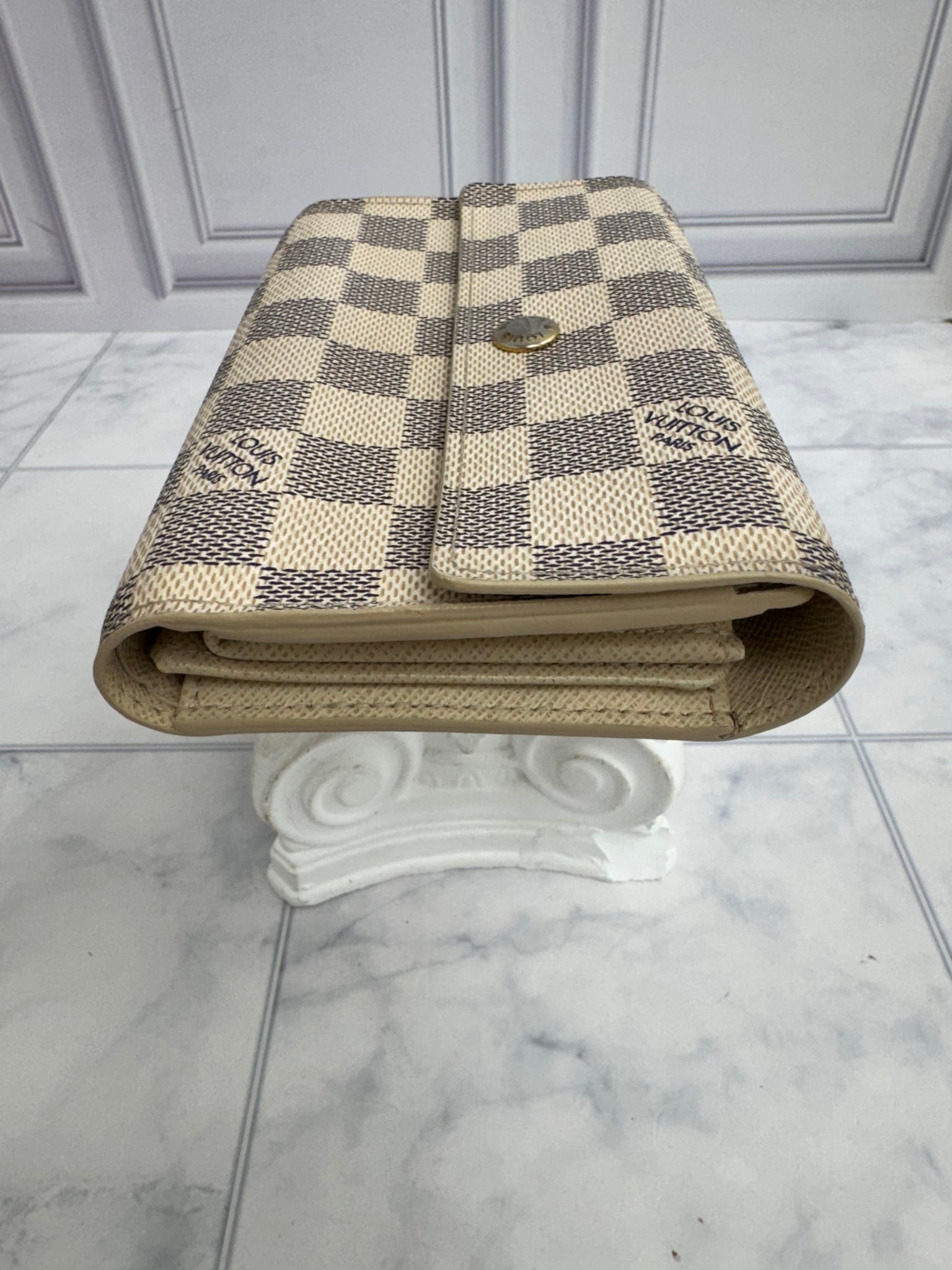 Louis Vuitton Damier Azur Alexandra Wallet