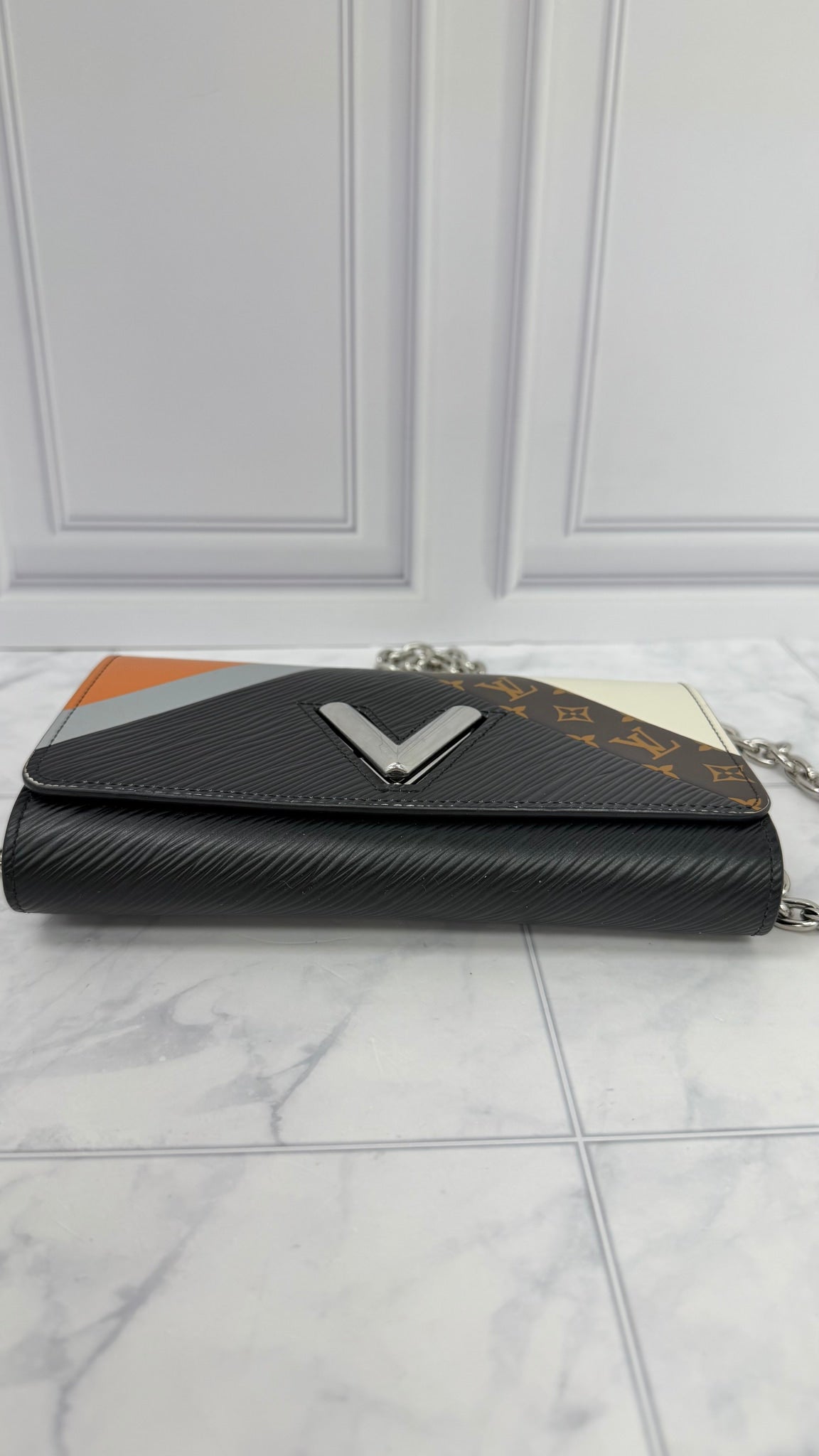 Louis Vuitton Epi Monogram Twist Wallet On A Chain