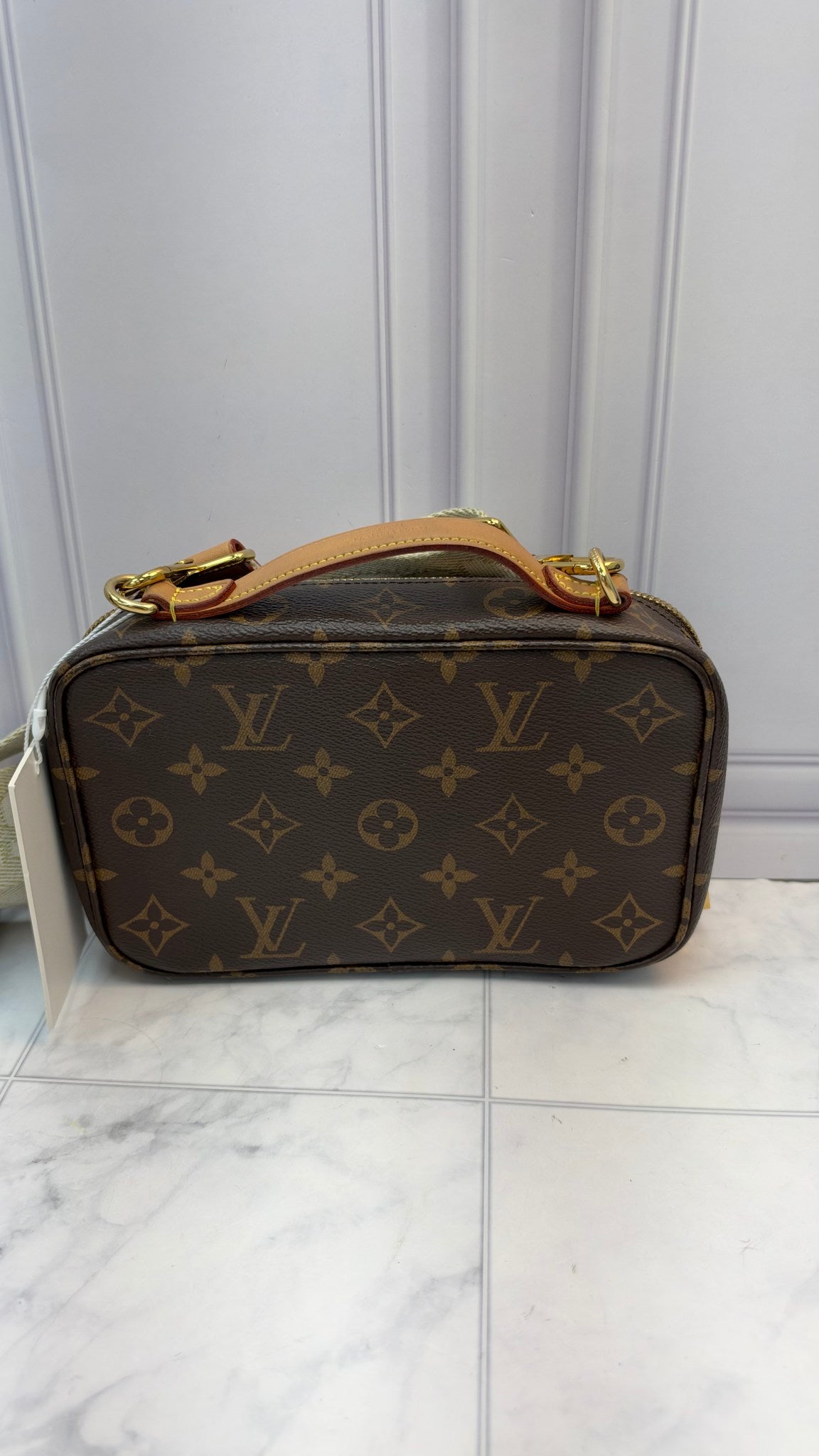 LIKE NEW - Louis Vuitton Monogram Utility Crossbody