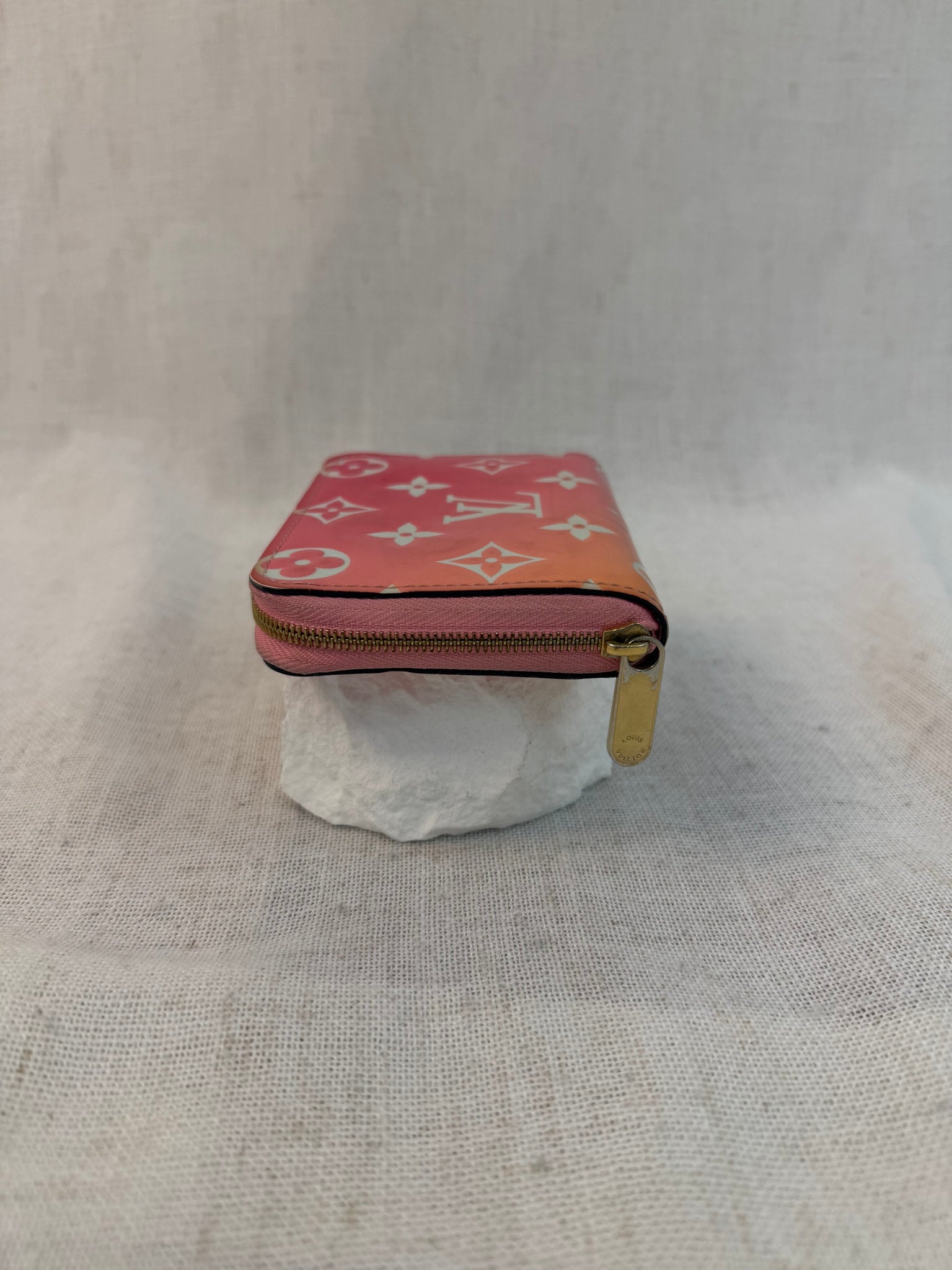 Louis Vuitton Sunset Vernis Leather Compact Zippy Wallet