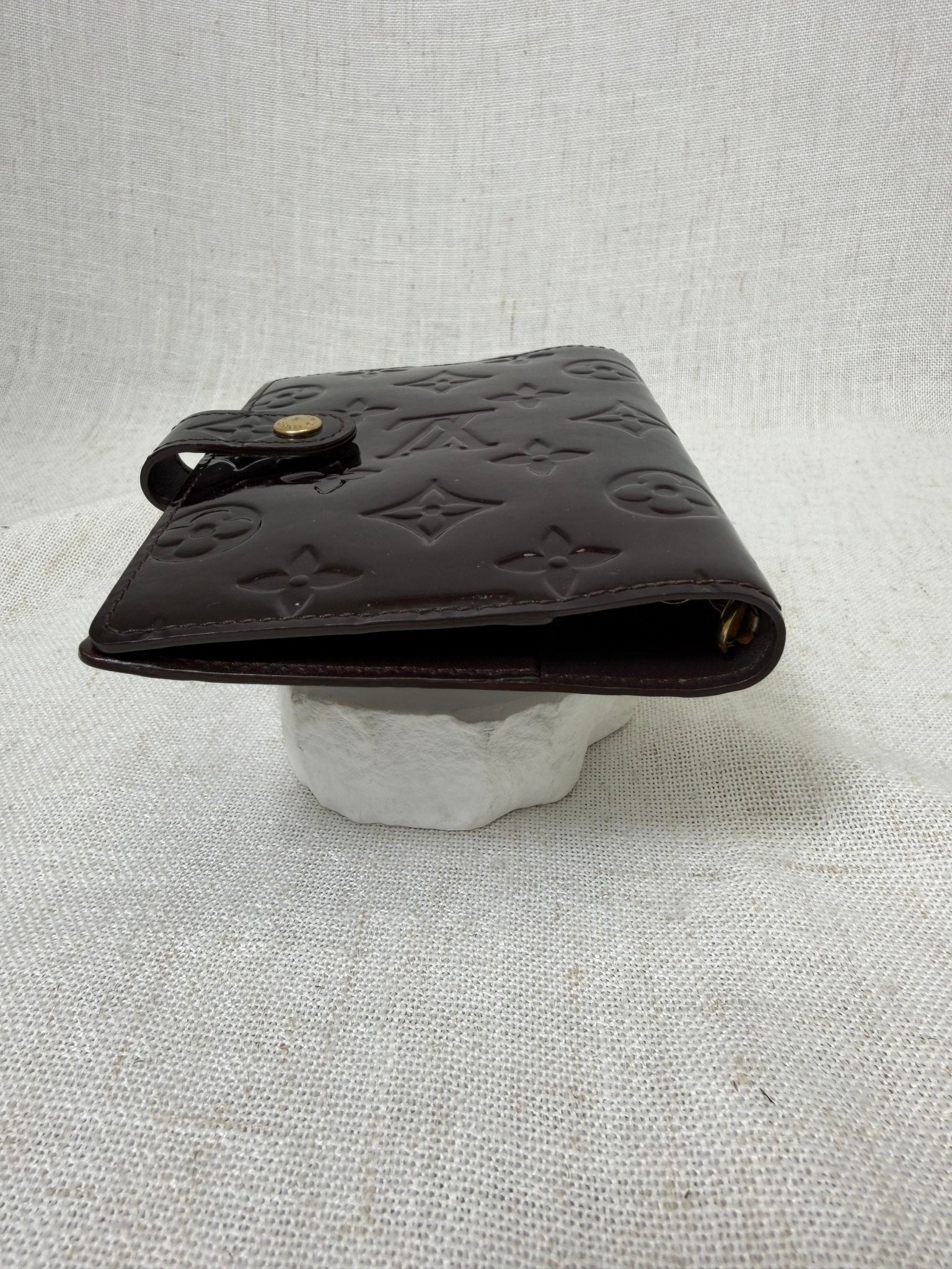 Louis Vuitton Amarante Vernis Passport Agenda PM