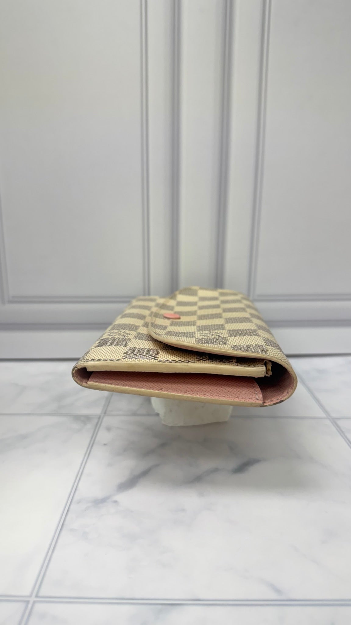 Louis Vuitton Damier Pink Azur Sarah Wallet