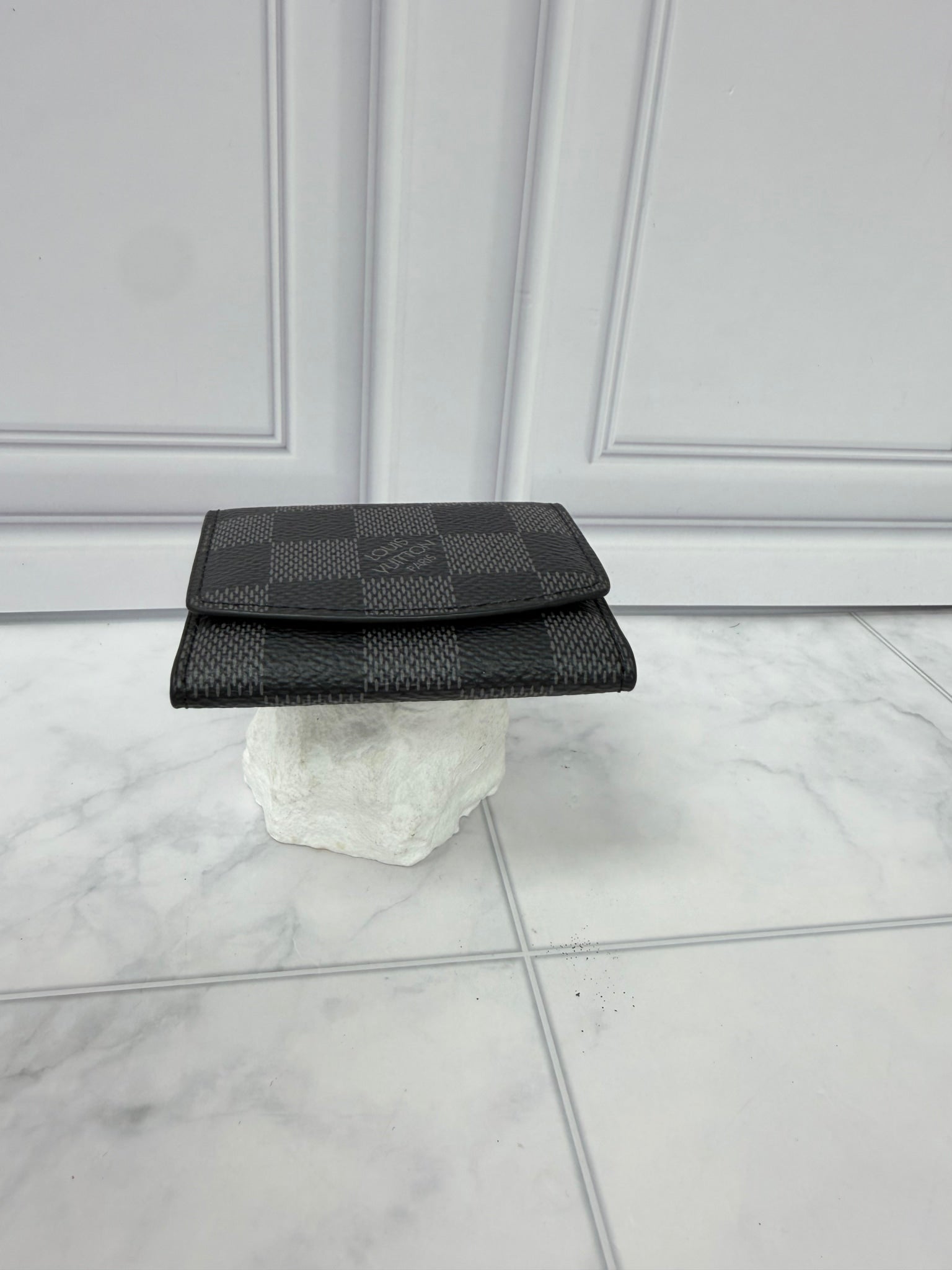 LIKE NEW - Louis Vuitton Damier Graphite Cufflinks Case