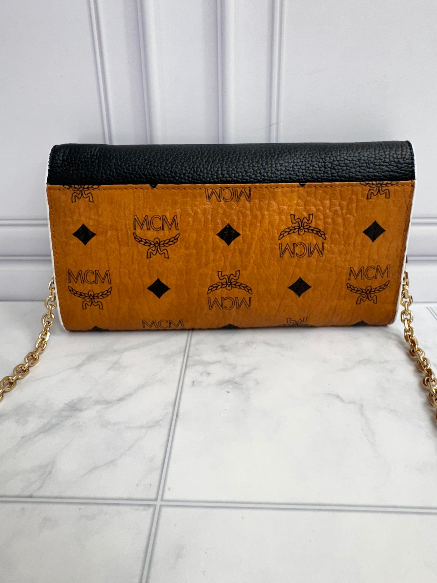 MCM Tricolor Grained Leather Wallet On A Chain