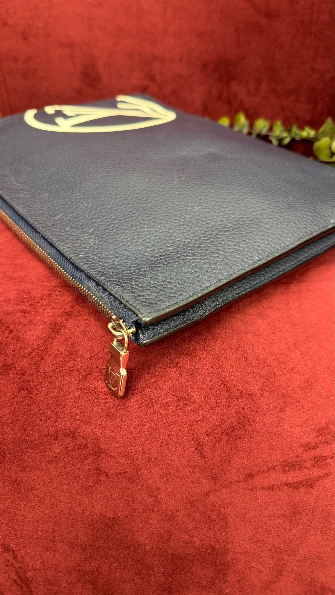 Louis Vuitton Navy Blue Taurillon Jour GM Pochette