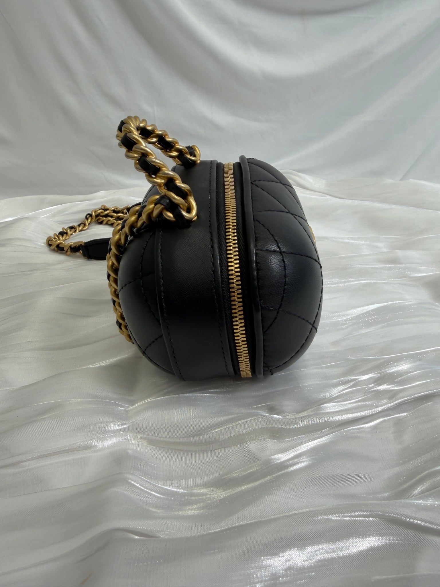 BRAND NEW Chanel Black Calfskin Bubble Top Handle Vanity Bag