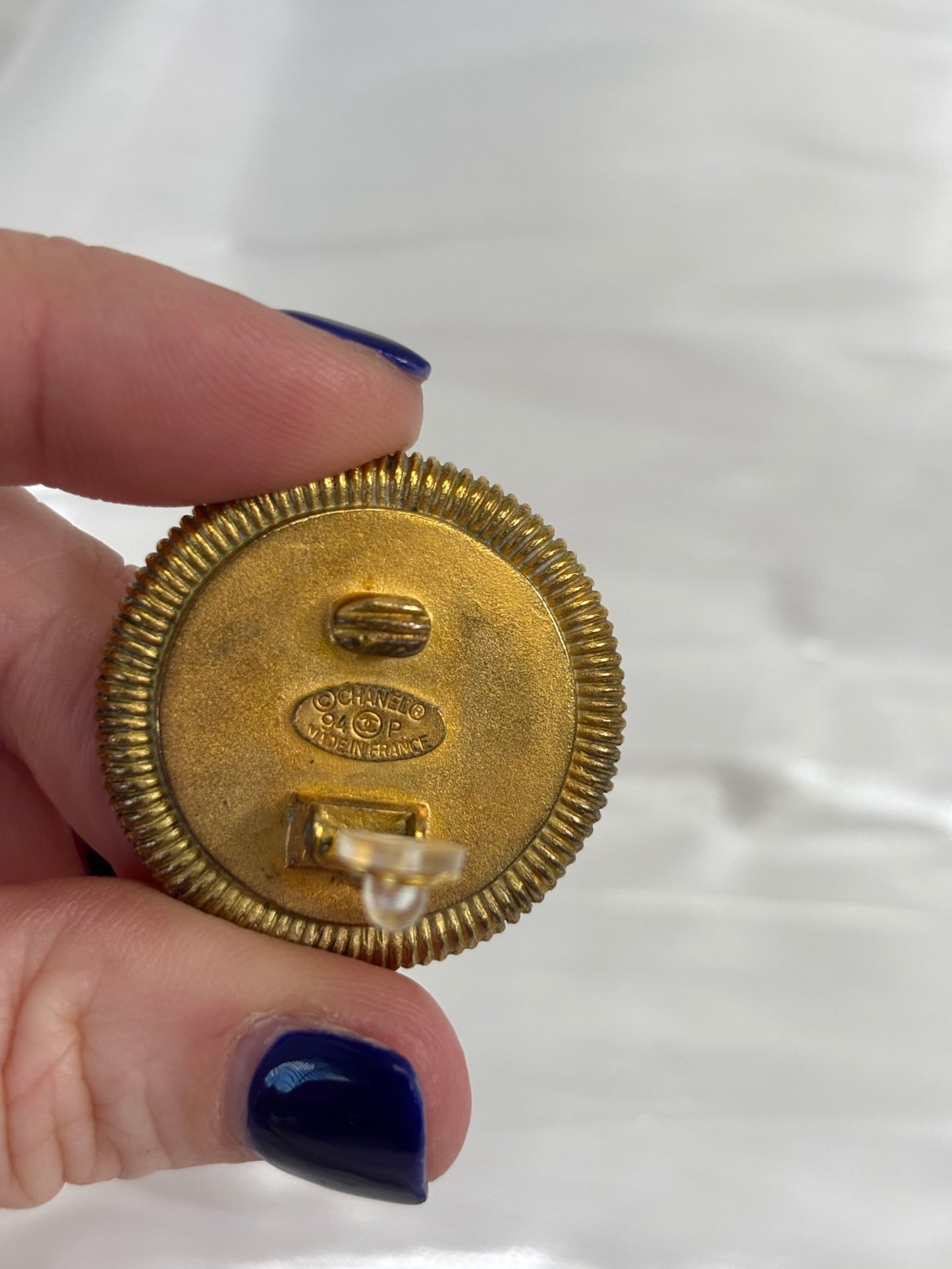 https://res.cloudinary.com/dyql5hig8/image/upload/v1759857970/pl7hcingmvtrfxm676zo.jpg