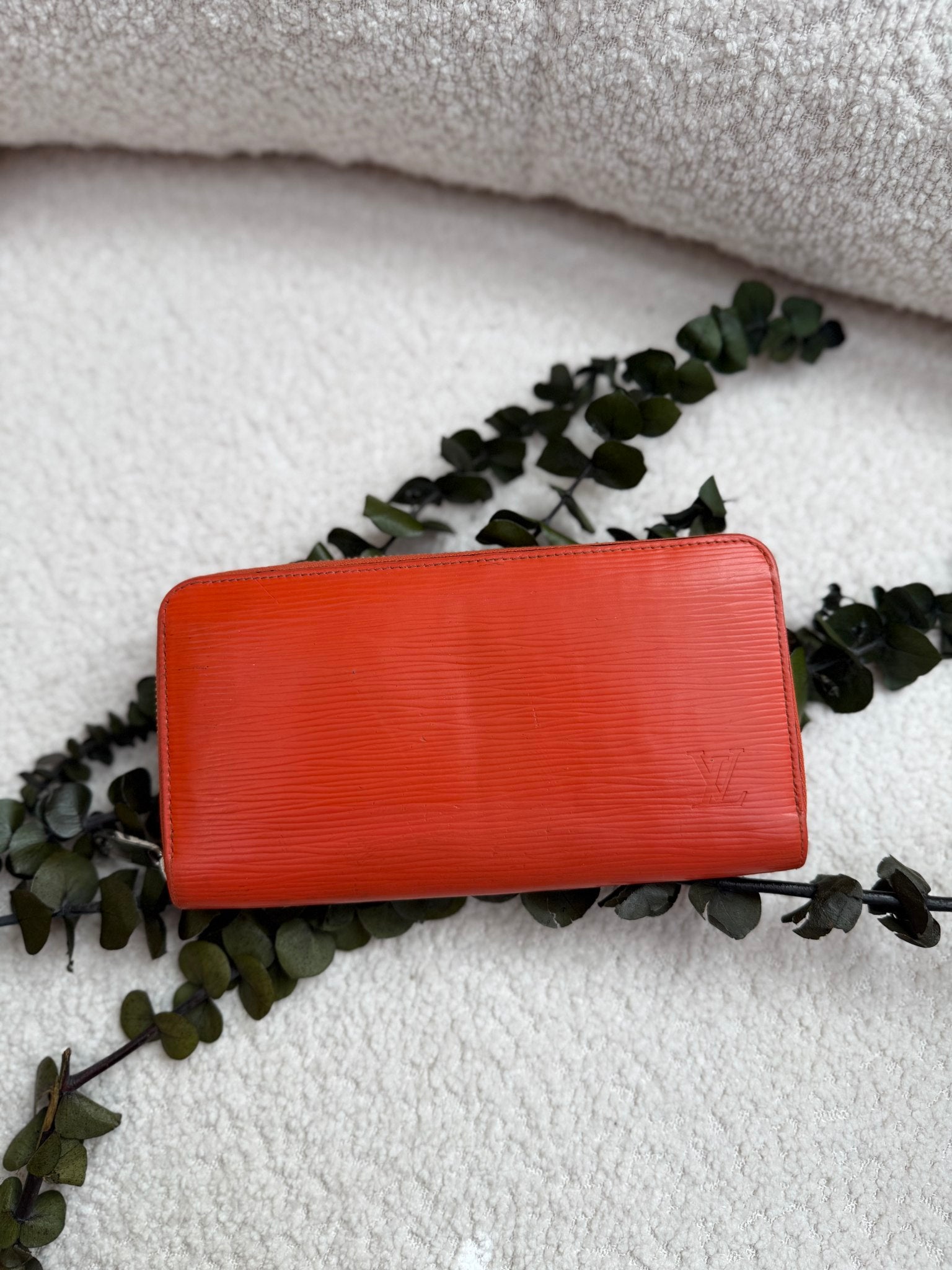 Louis Vuitton Orange Epi Zippy Wallet