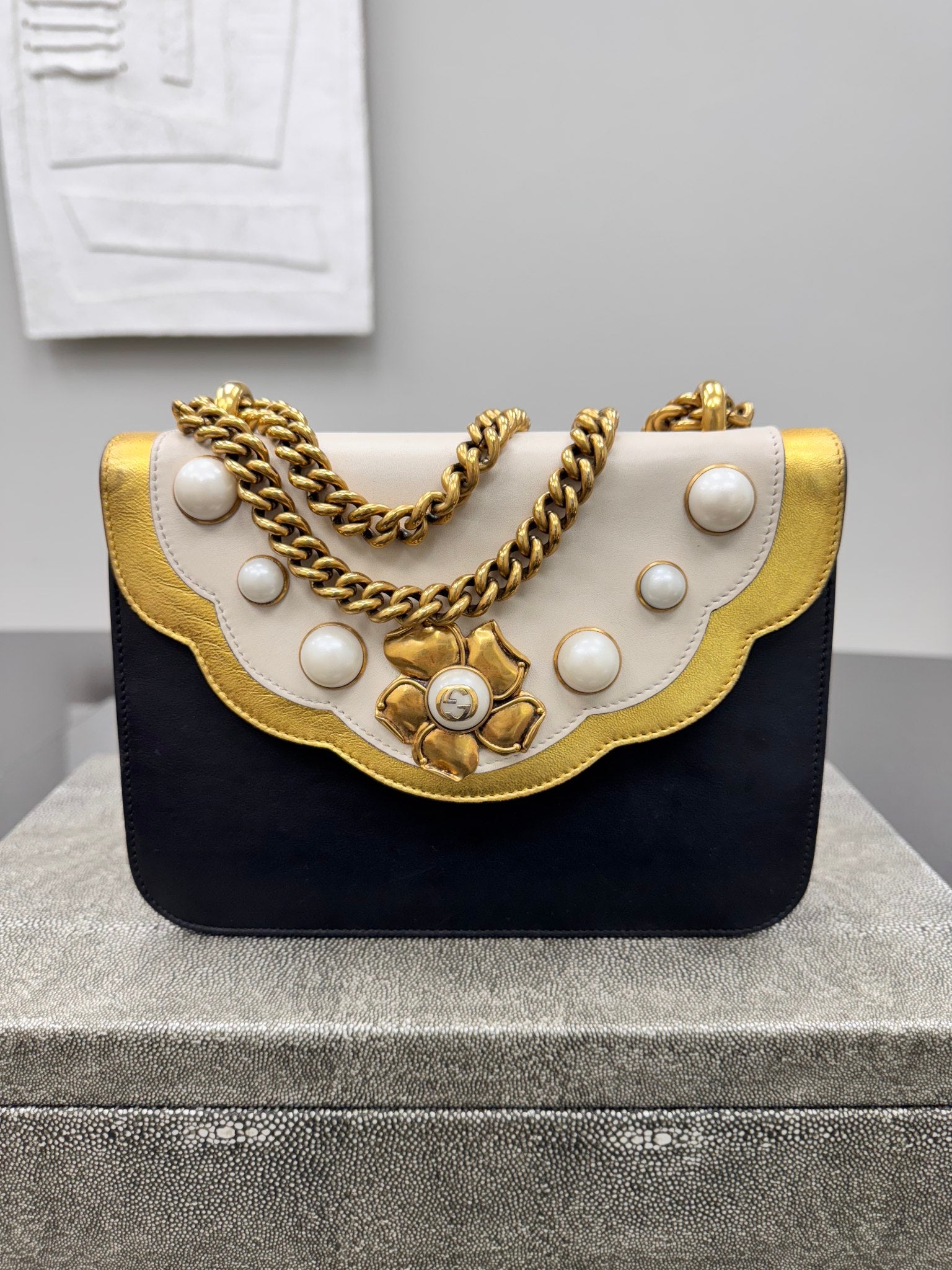 Gucci Black And Gold Leather Pearly Peony Small Chain Shoulder Bag