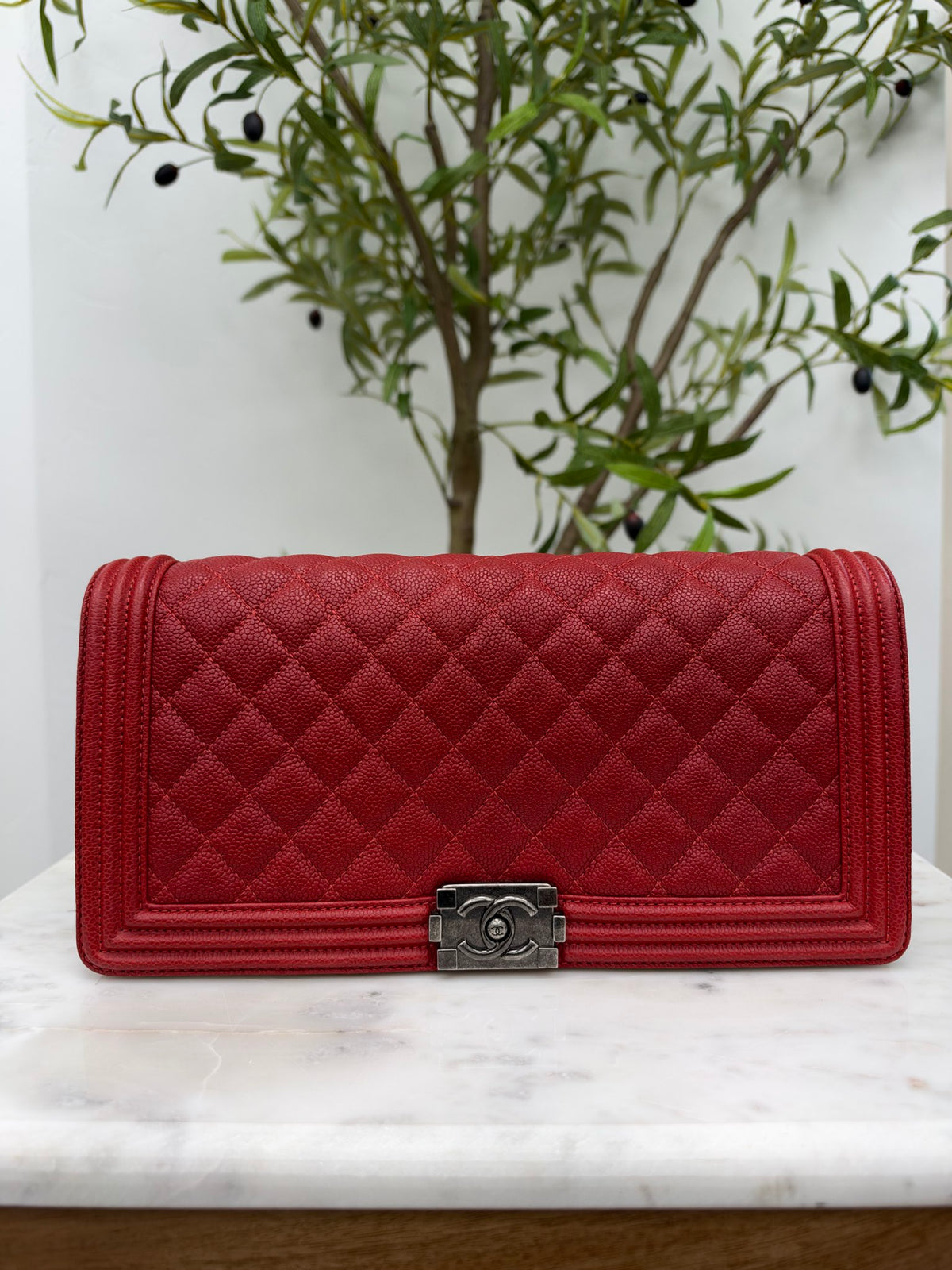 Chanel Red Quilted Caviar Leather Boy Flap Clutch Bag