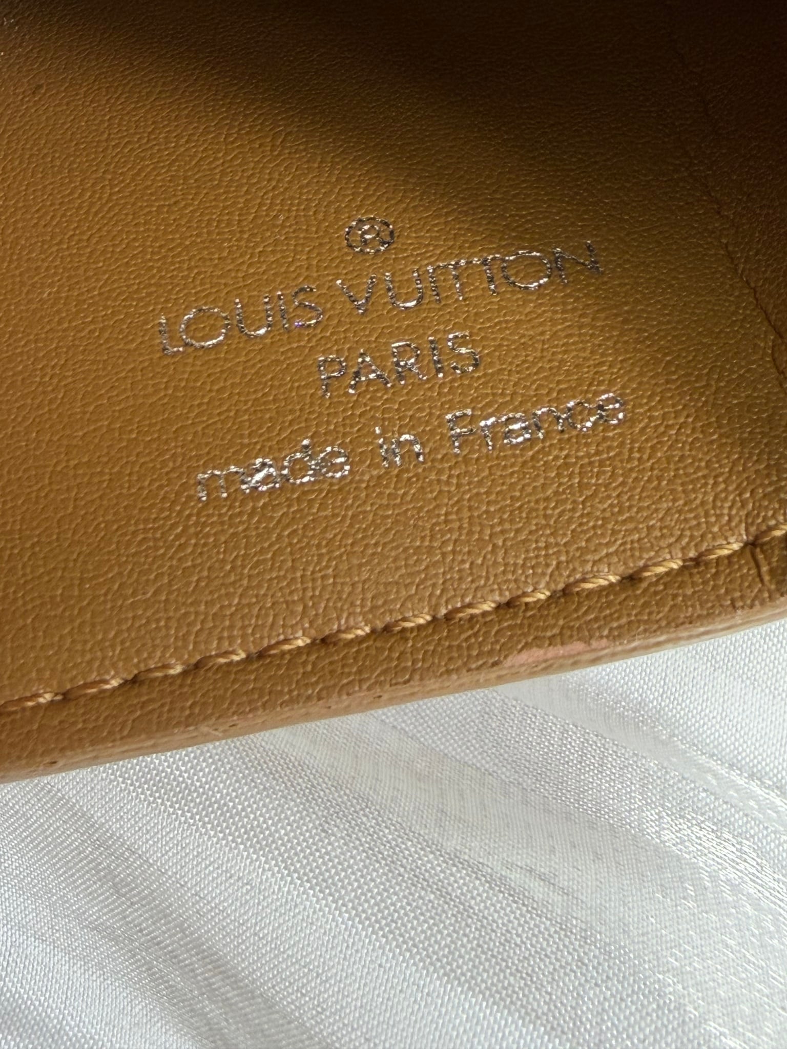 Louis Vuitton Monogram Gold Matte Vernis Key Holder