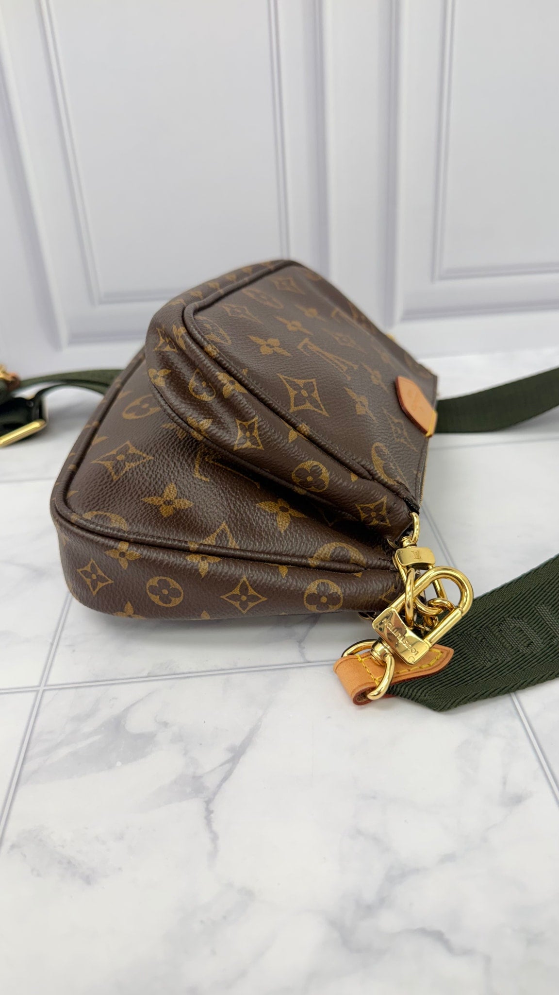 LIKE NEW - Louis Vuitton Monogram Multi Pochette Accessoires