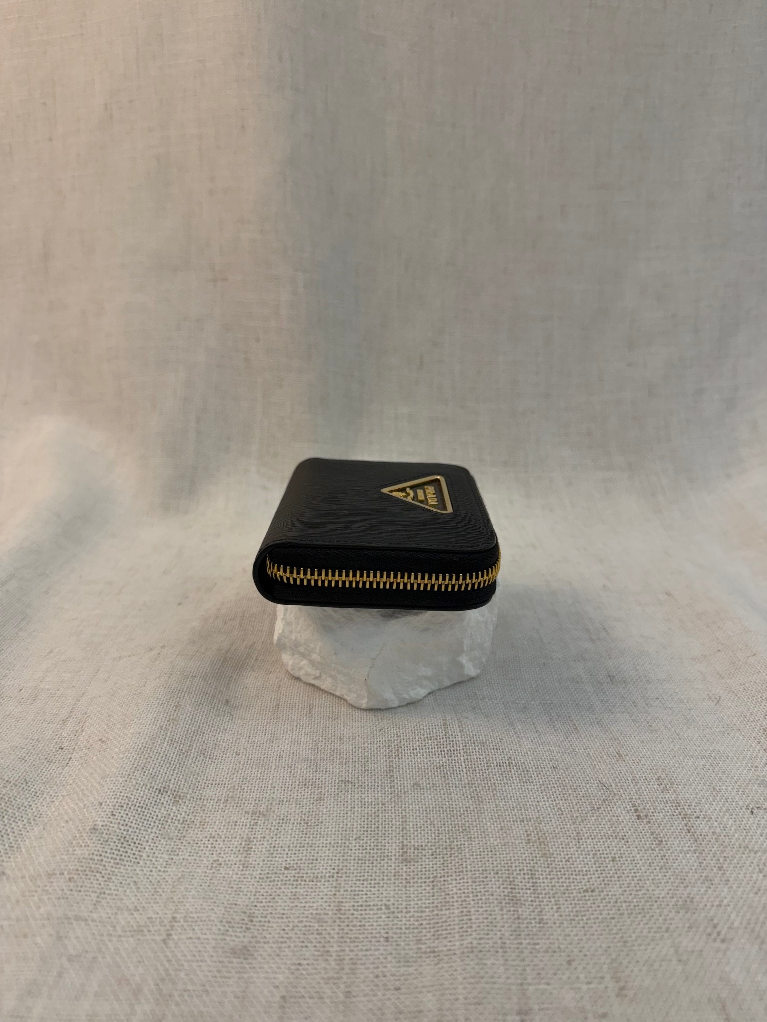 BRAND NEW-Prada Black Leather Vitello Zip Around Coin Case