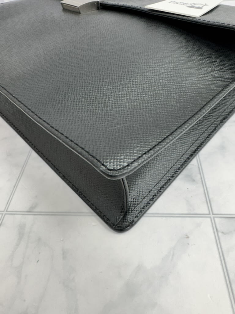 LIKE NEW - Louis Vuitton Black Taiga Leather Porte-Document Angara Briefcase Bag