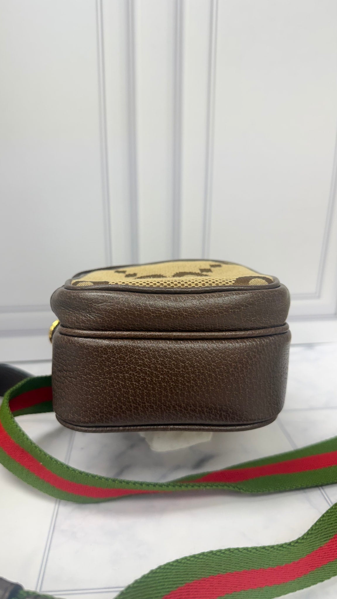 Gucci Brown Canvas Jumbo GG Crossbody Bag