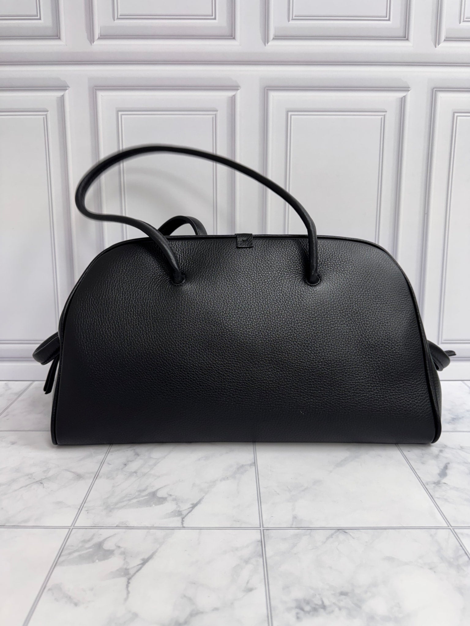 BRAND NEW - Jacquemus Black Grained Leather Le Turismo Shoulder Bag