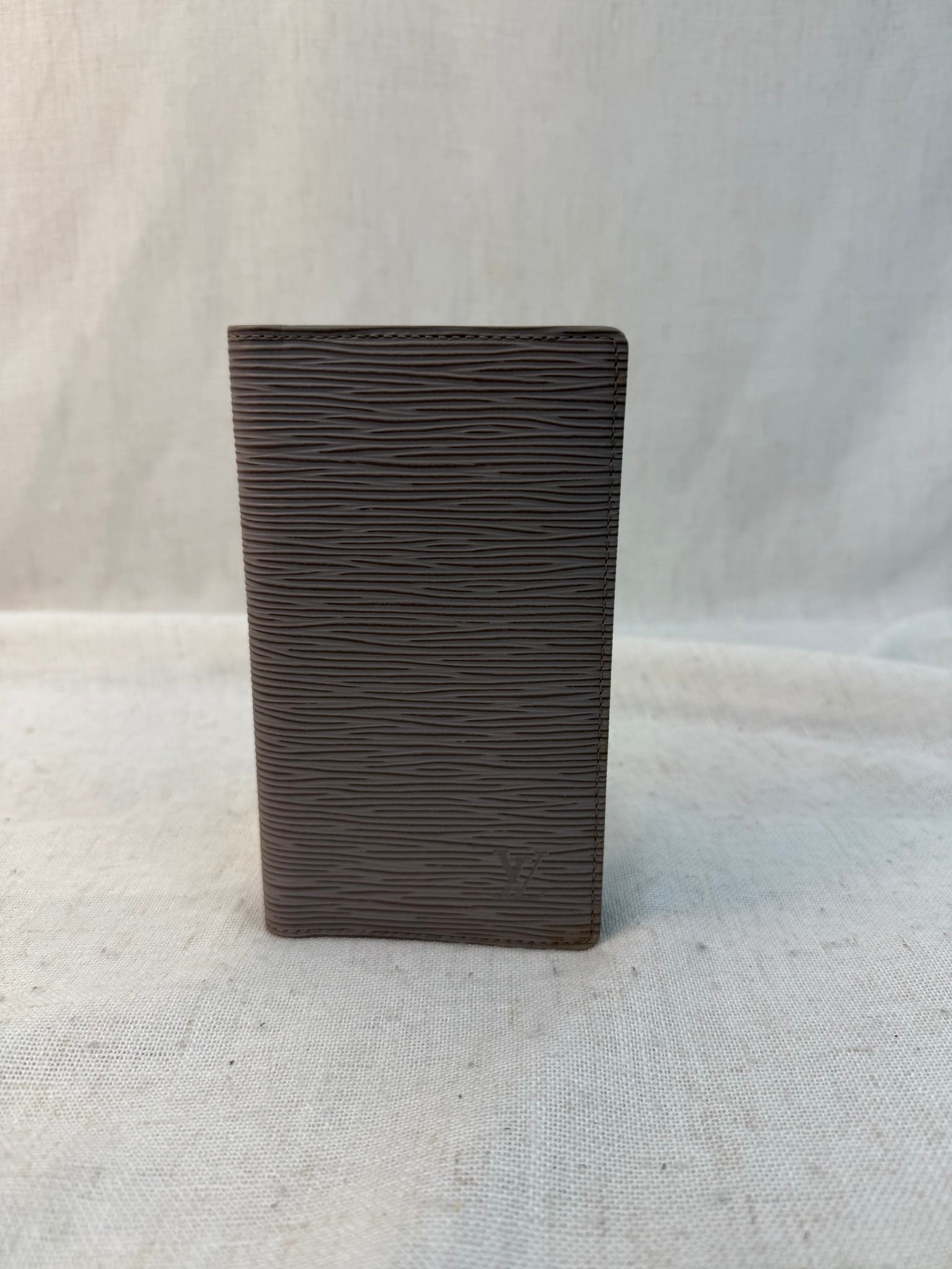 Louis Vuitton Lilac Epi Leather Brazza Wallet