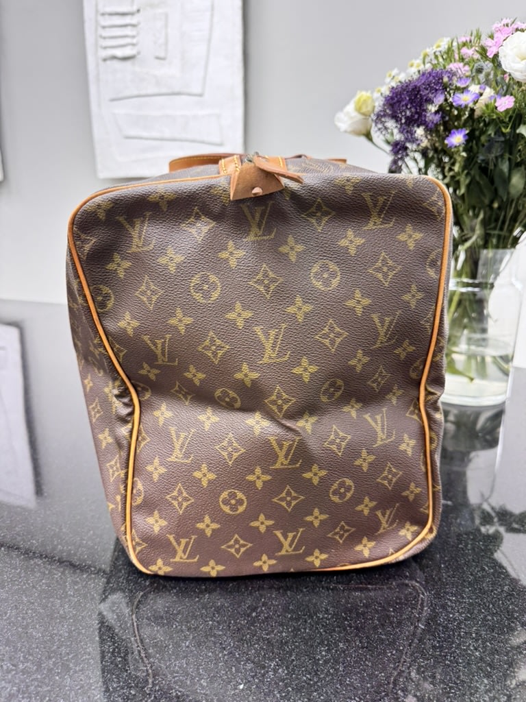 Louis Vuitton Monogram Sac Souple 55