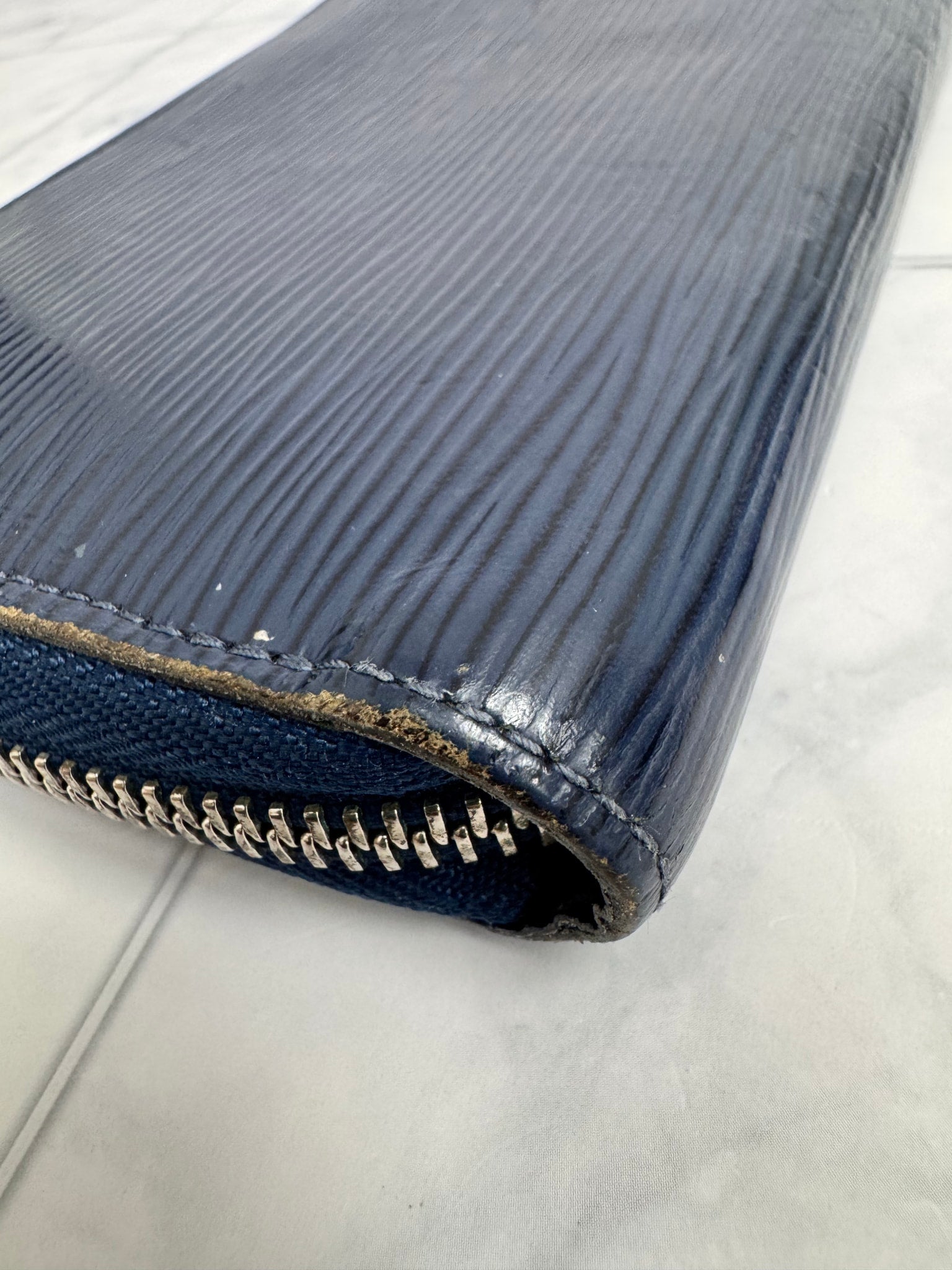 Louis Vuitton Blue Epi Leather Long Zippy Wallet